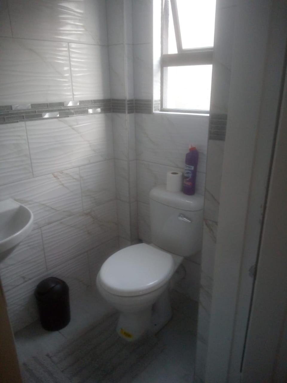Deluxe Double Room with Shower photo 2