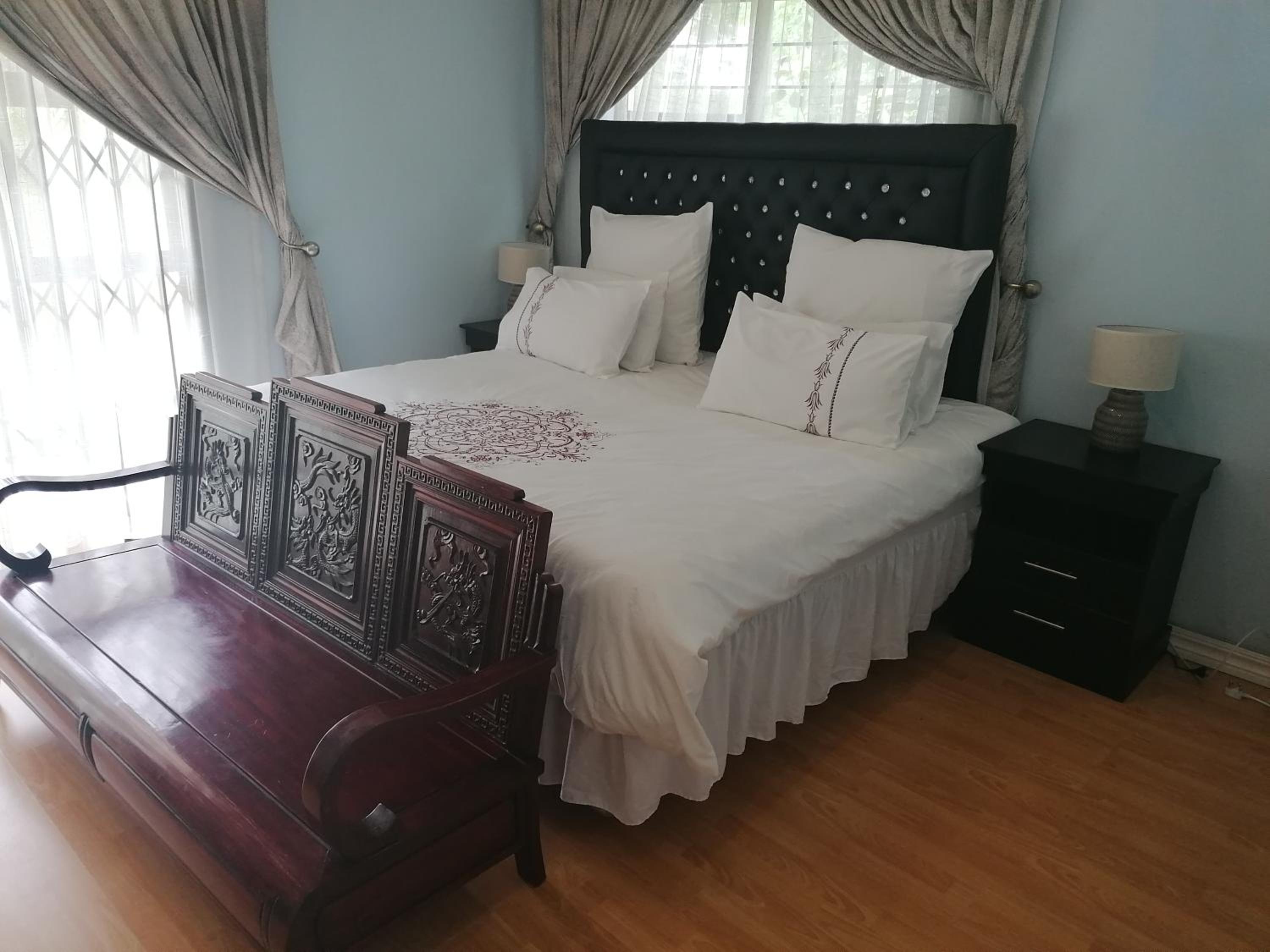 Three-Bedroom Villa - Photo 48