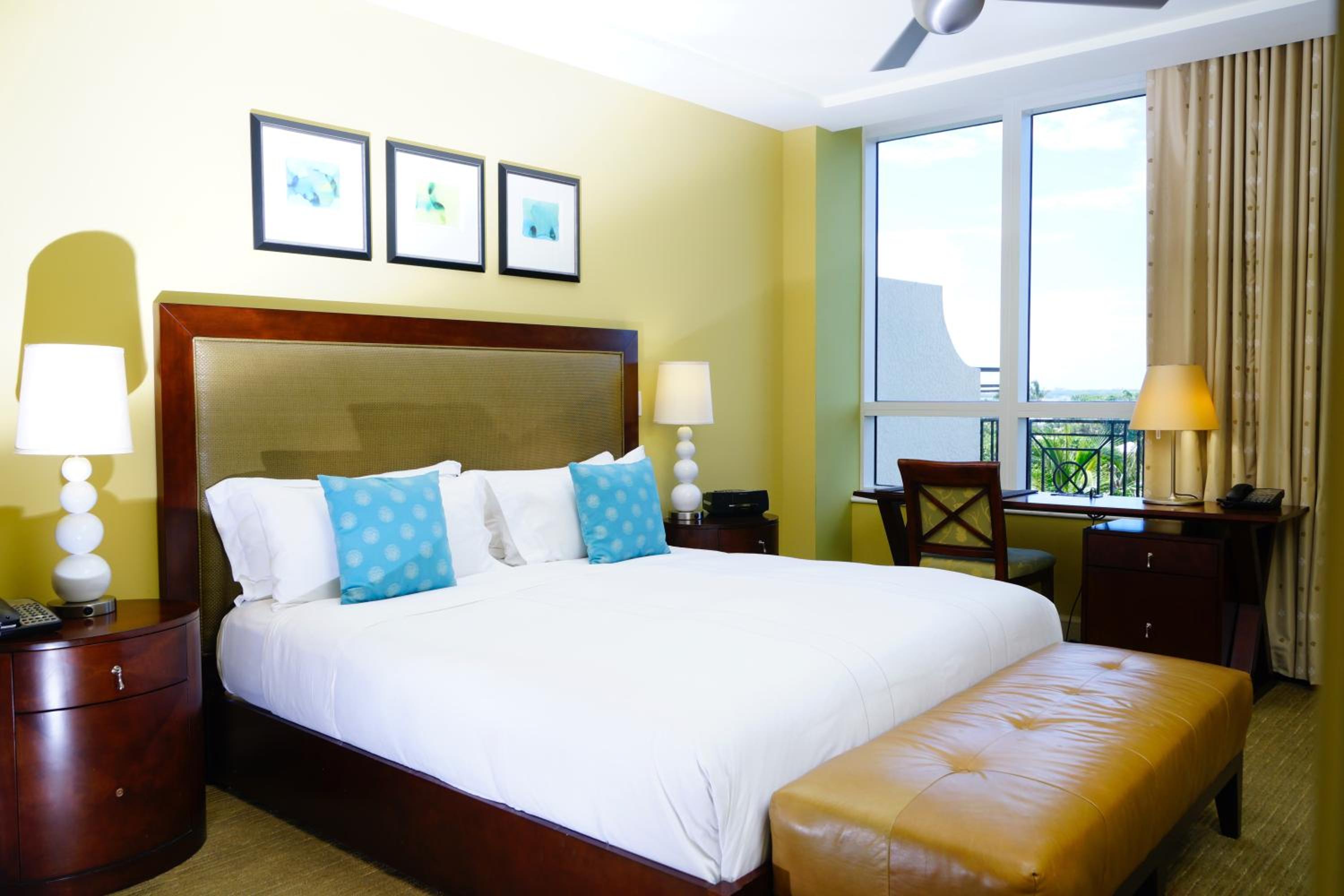 Larger 2 Bedroom Suite, Ocean View Balcony  photo 1