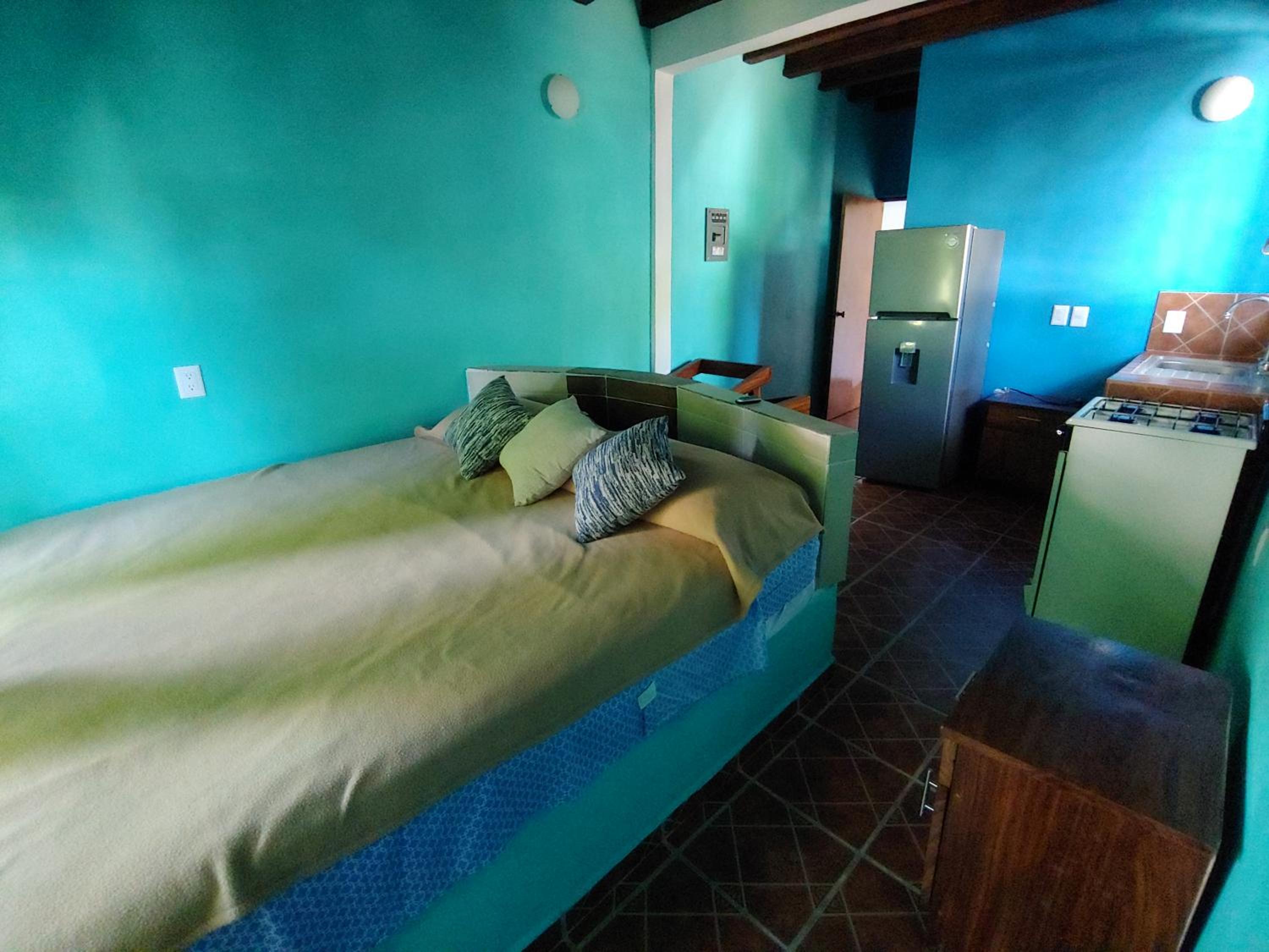 Standard Double Room - Photo 2
