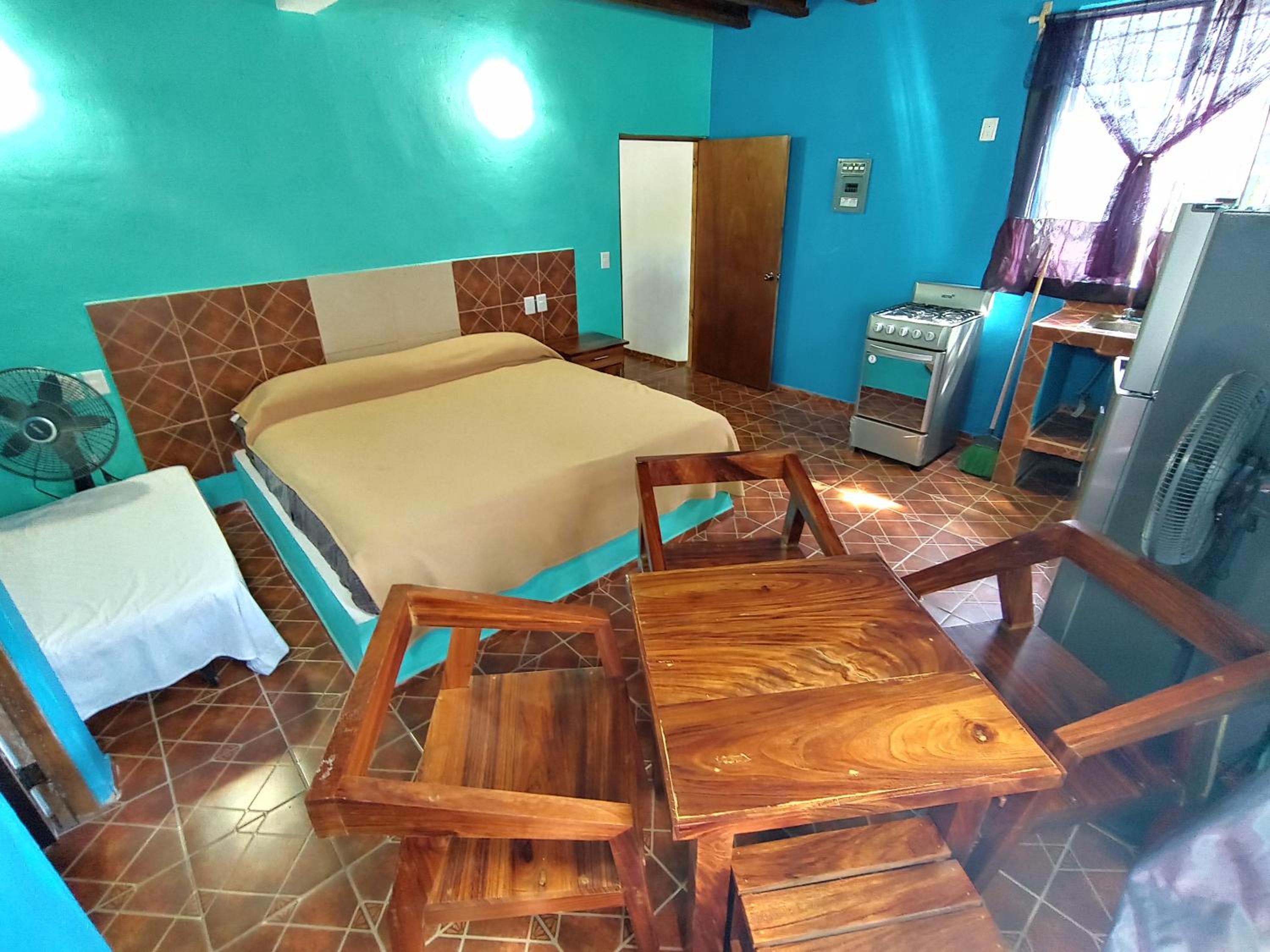 Large Double Room - Photo 1