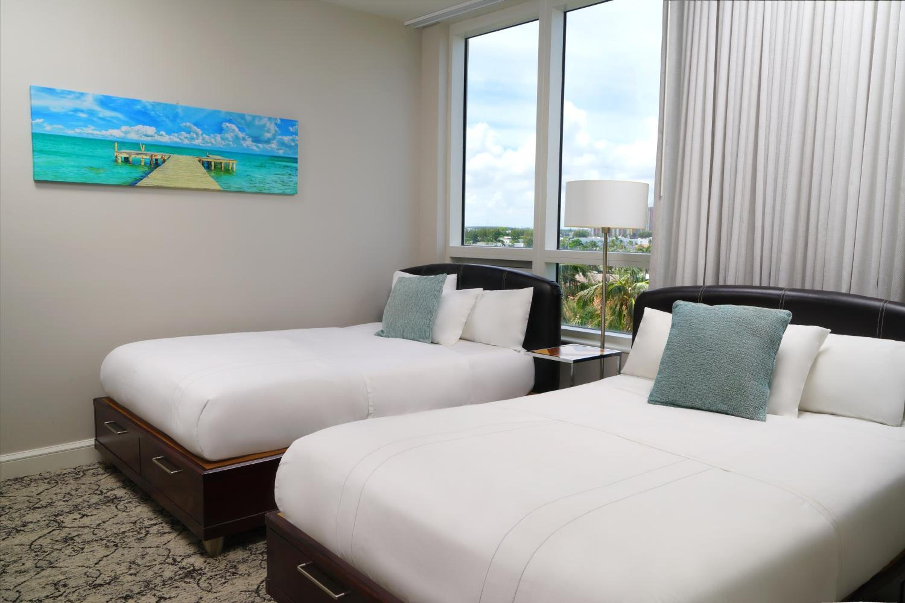 2 Bedroom Suite, Ocean View, Large Balcony  photo 2