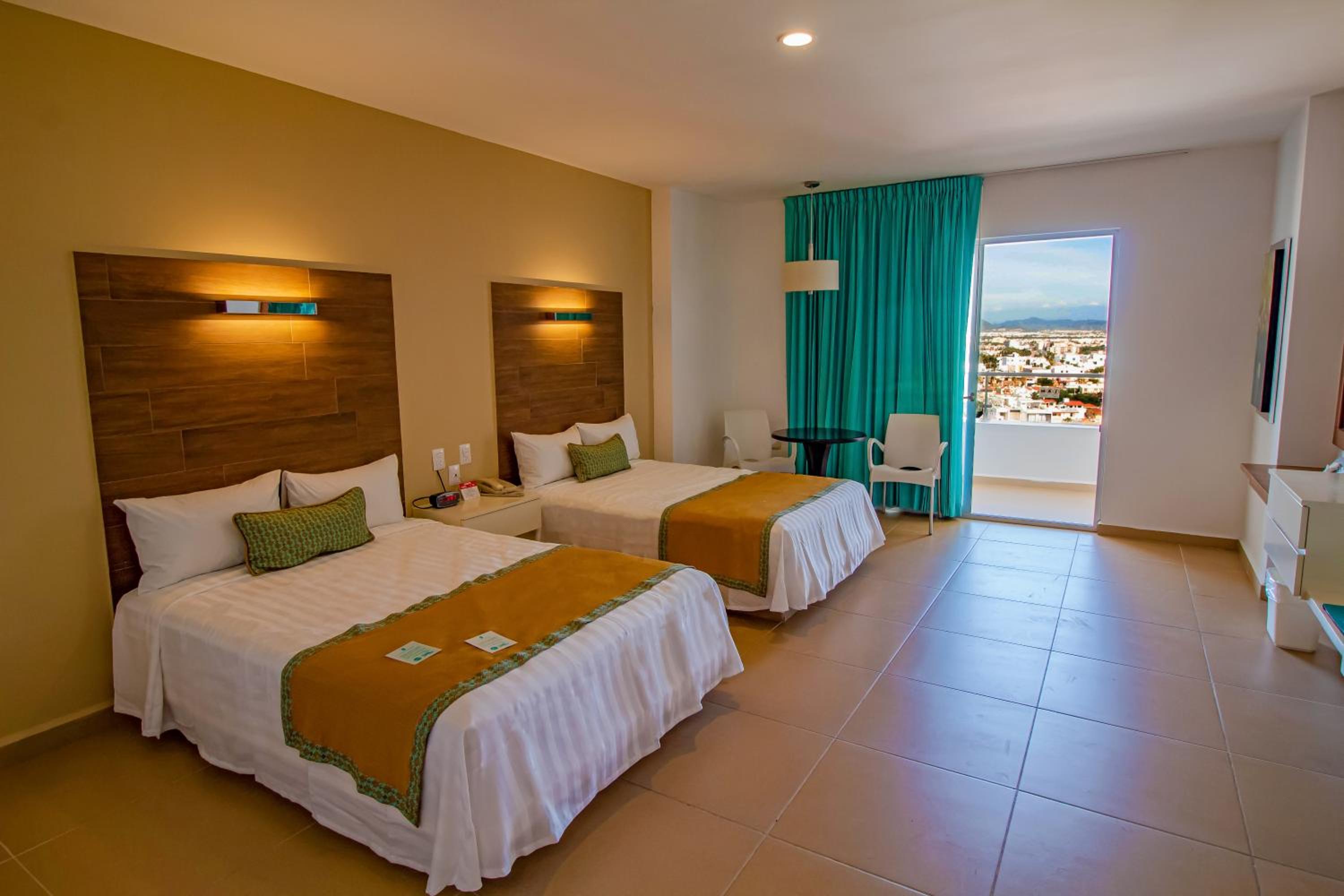 Junior Suite with Mountain View
