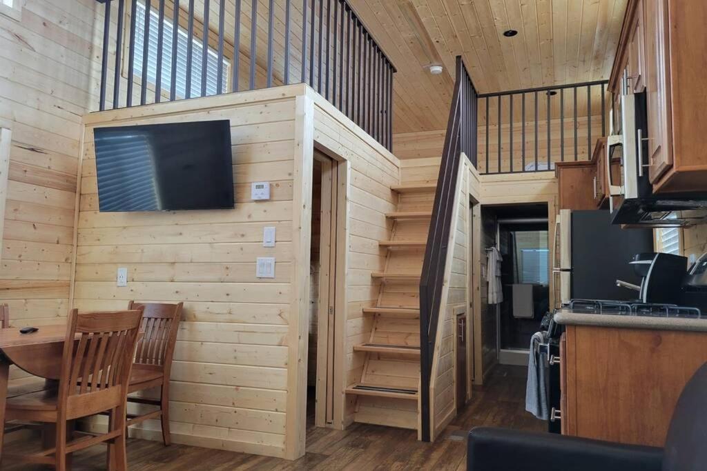 Three-Bedroom Chalet photo 1