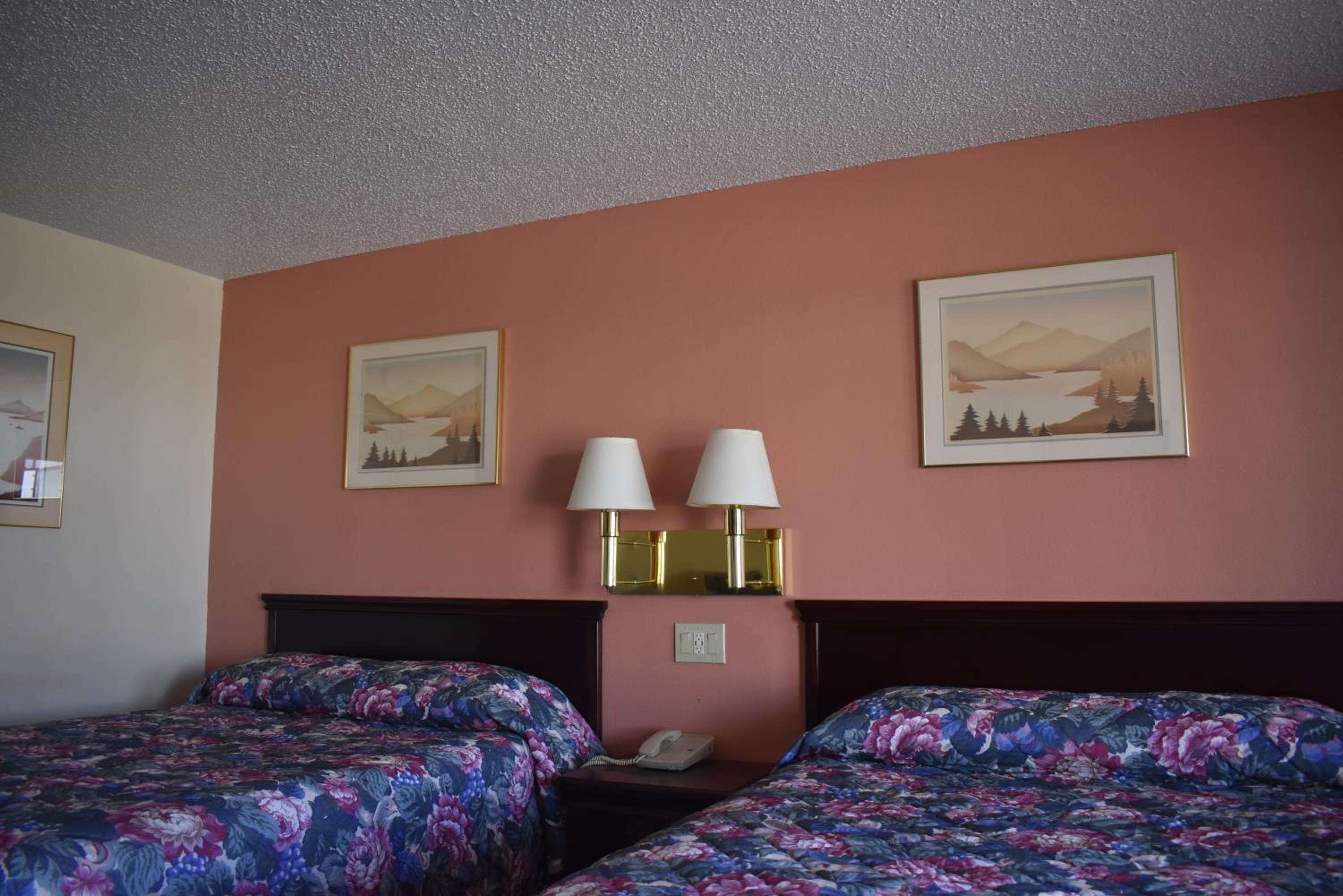 Deluxe King Room - Photo 17