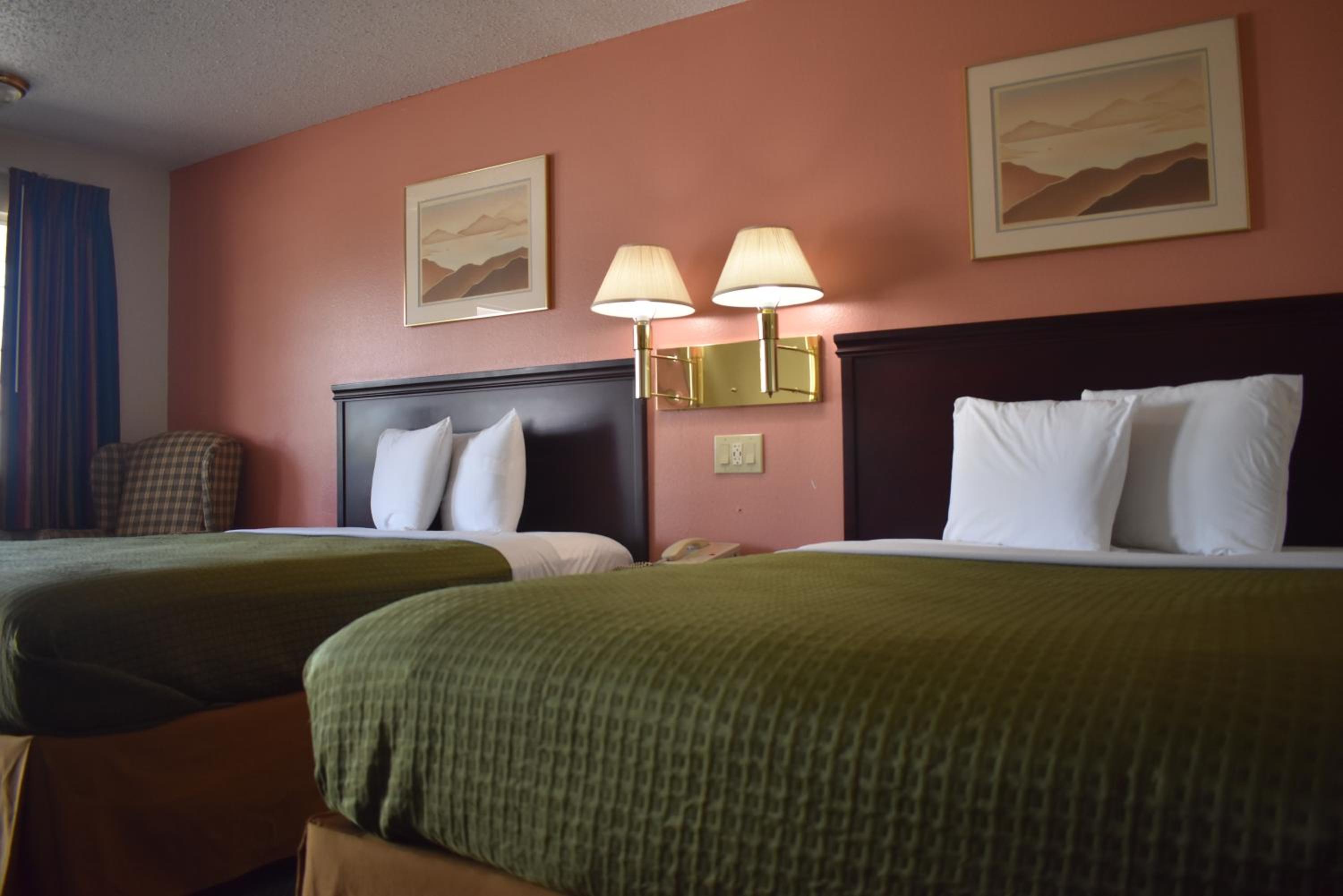 Deluxe King Room - Photo 3
