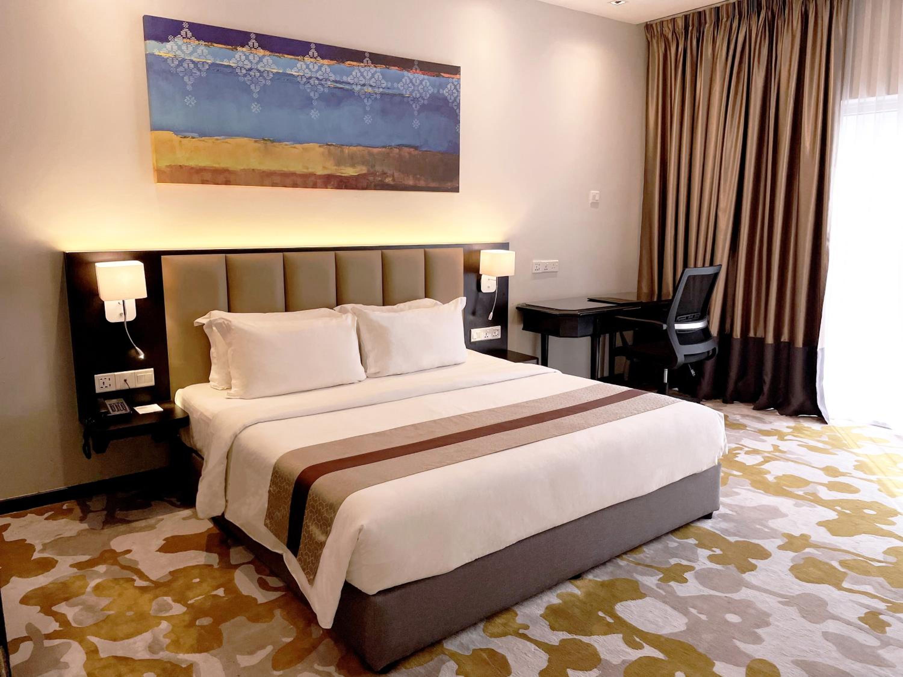 Deluxe Double or Twin Room - Photo 2