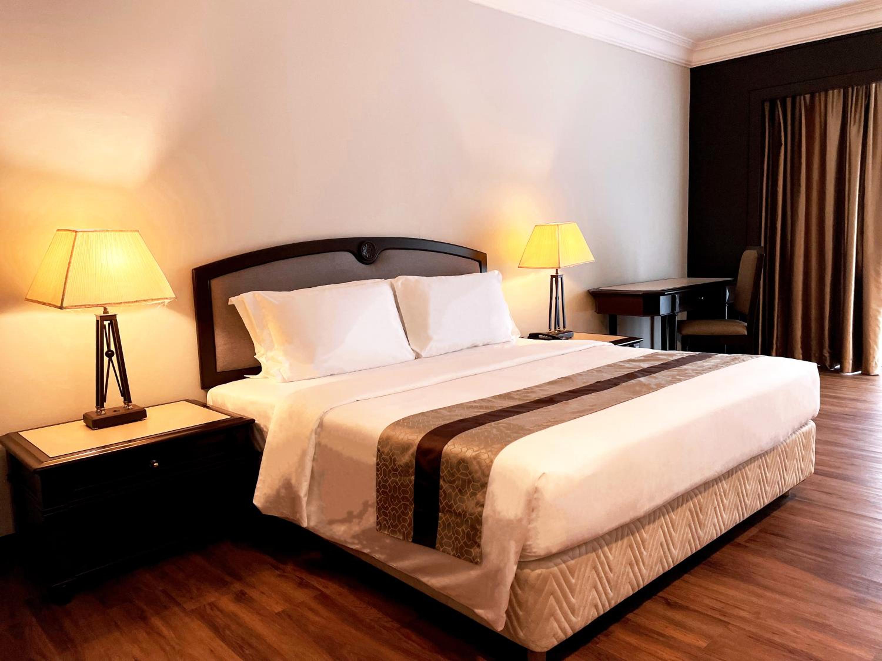 Deluxe Double or Twin Room - Photo 5