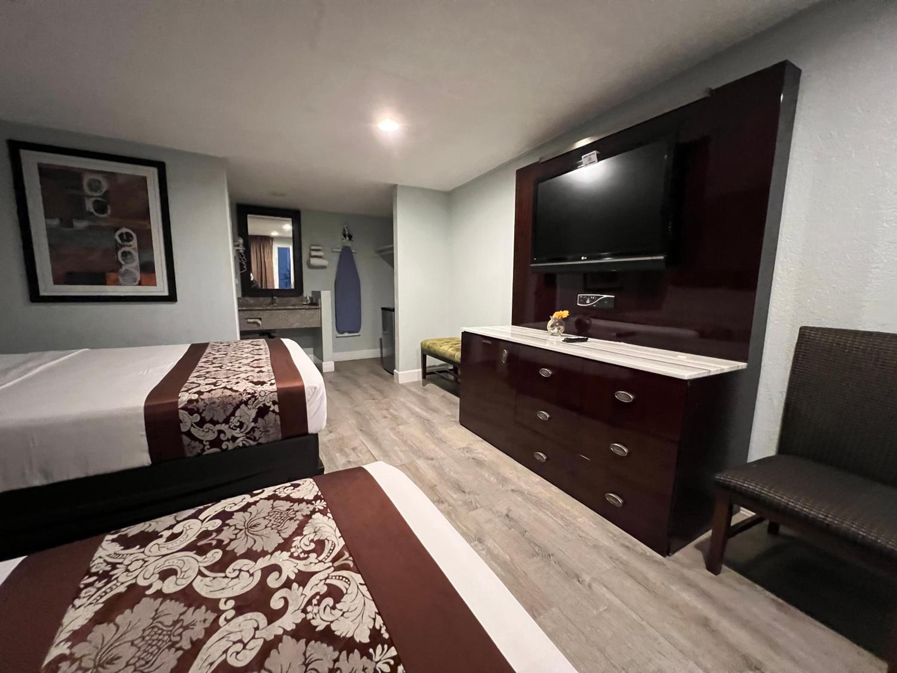 Deluxe Double Room photo 2