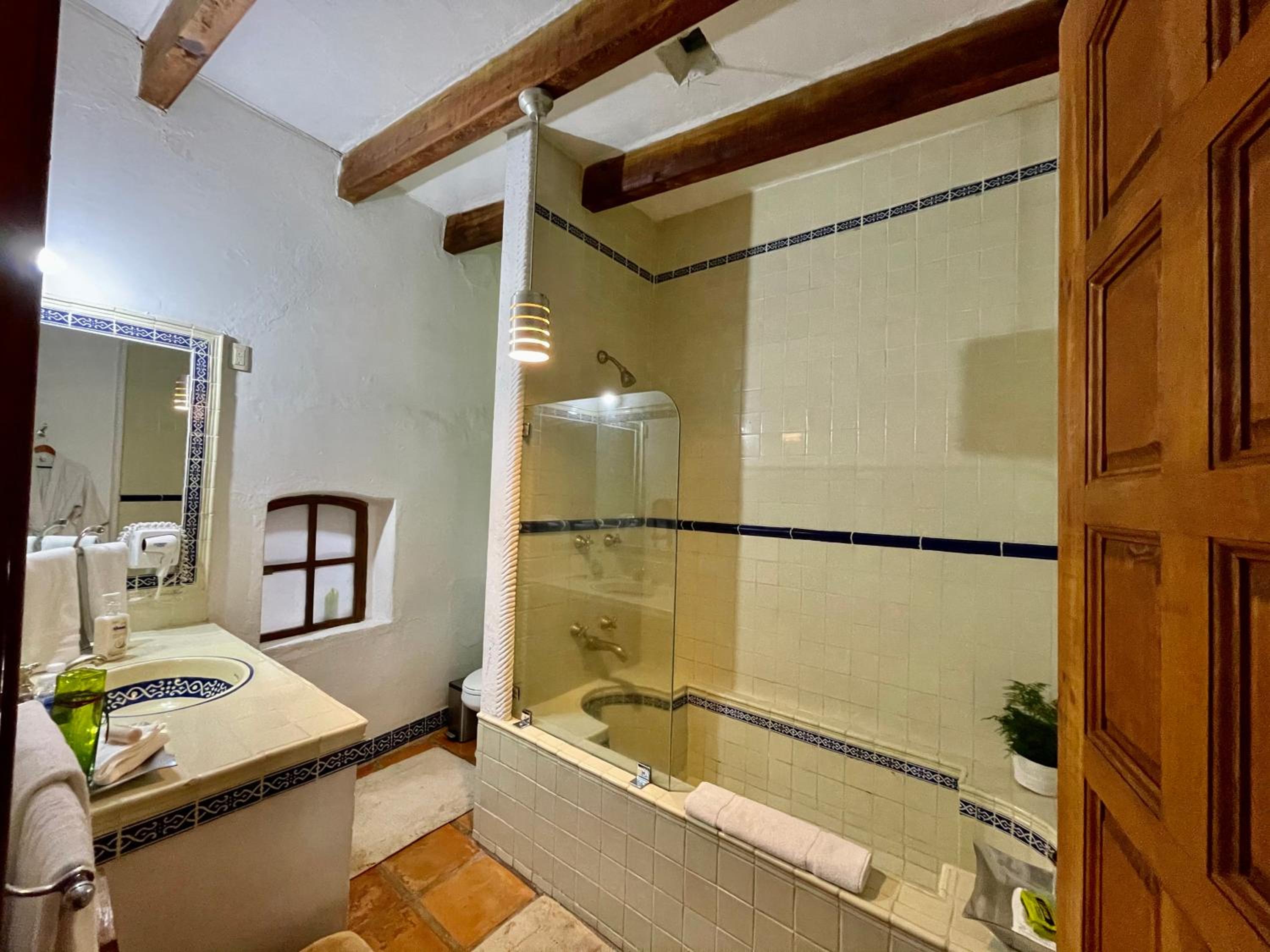 Duplex Suite - Photo 5