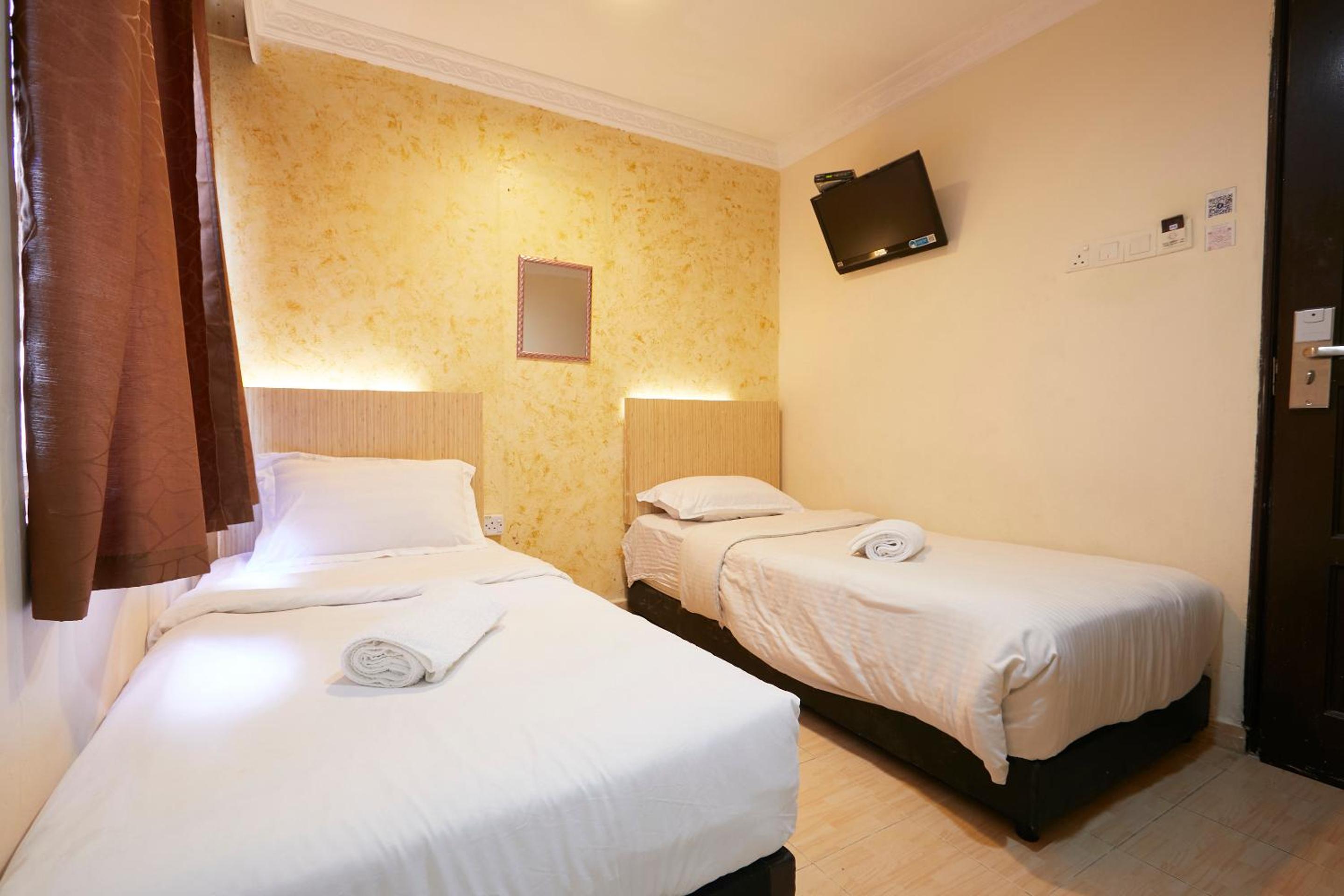 Standard Twin Room