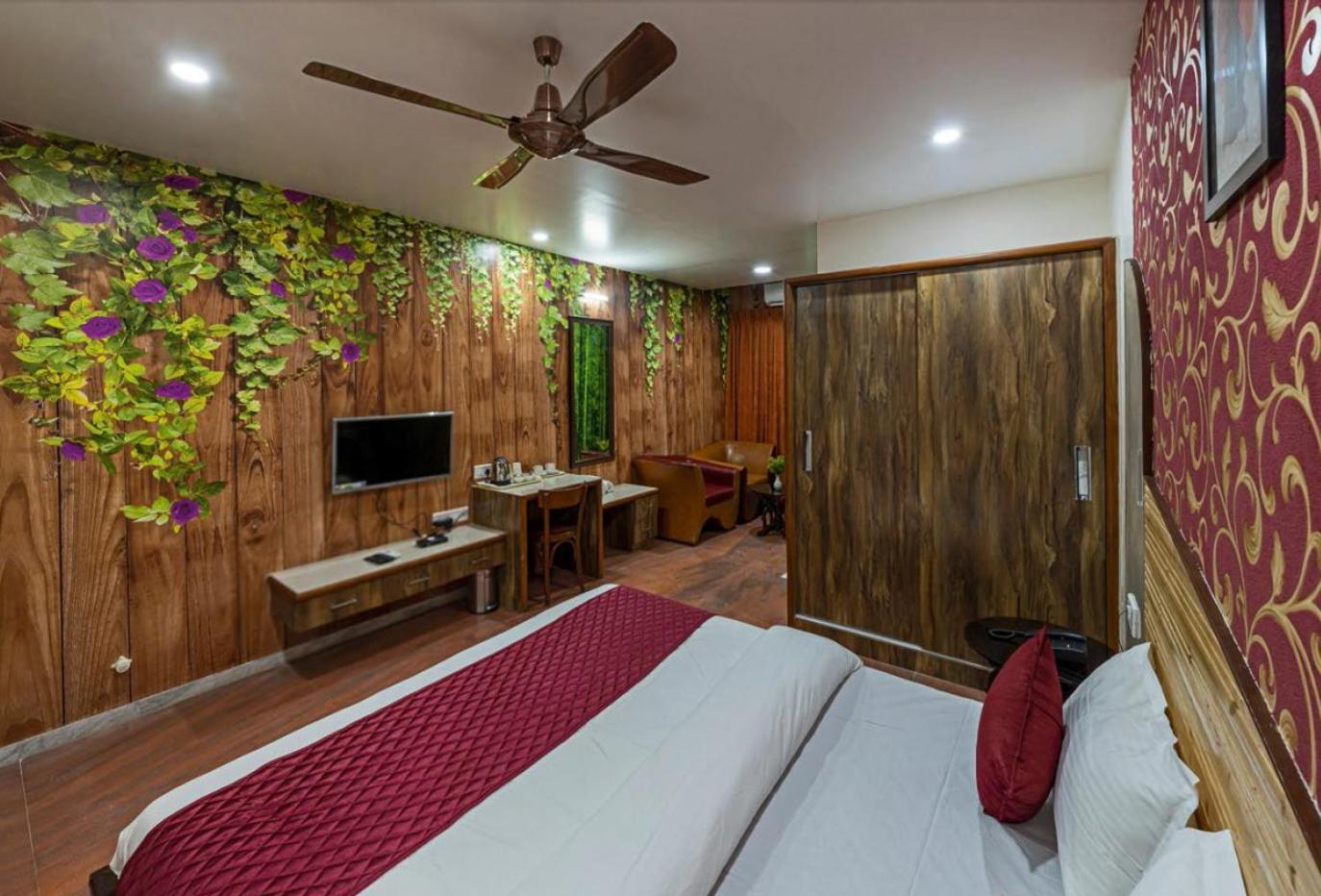 Deluxe Room - Photo 2