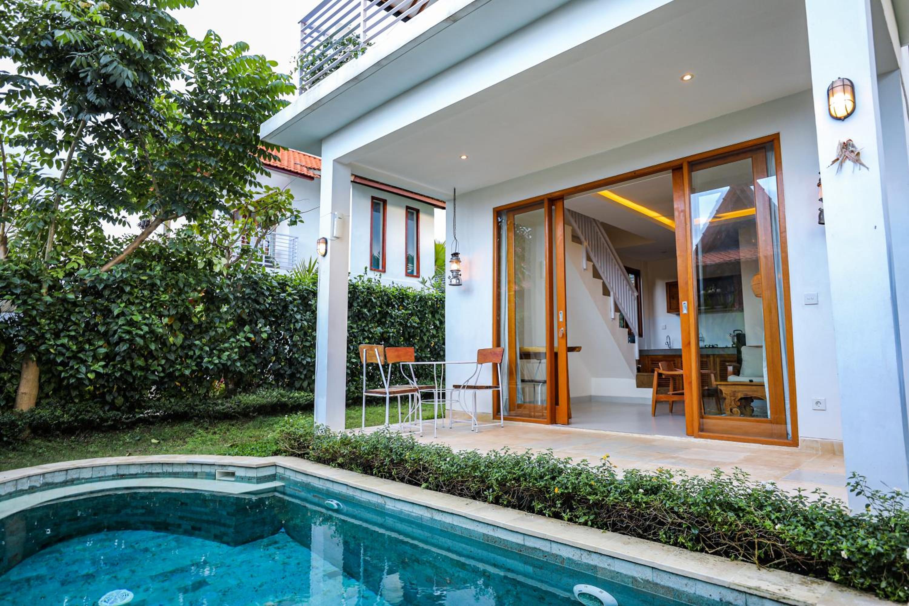 Villa with Private Pool - Photo 10