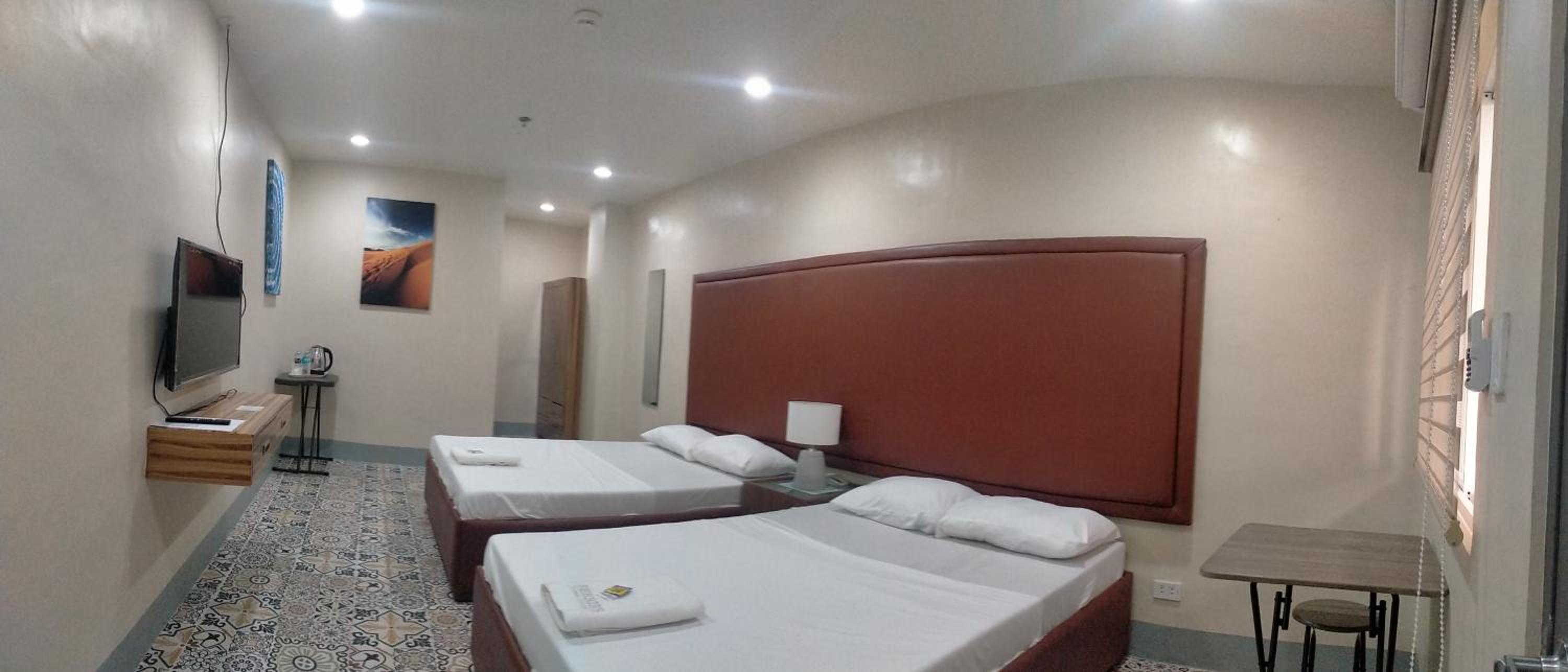 Double Room - Photo 3