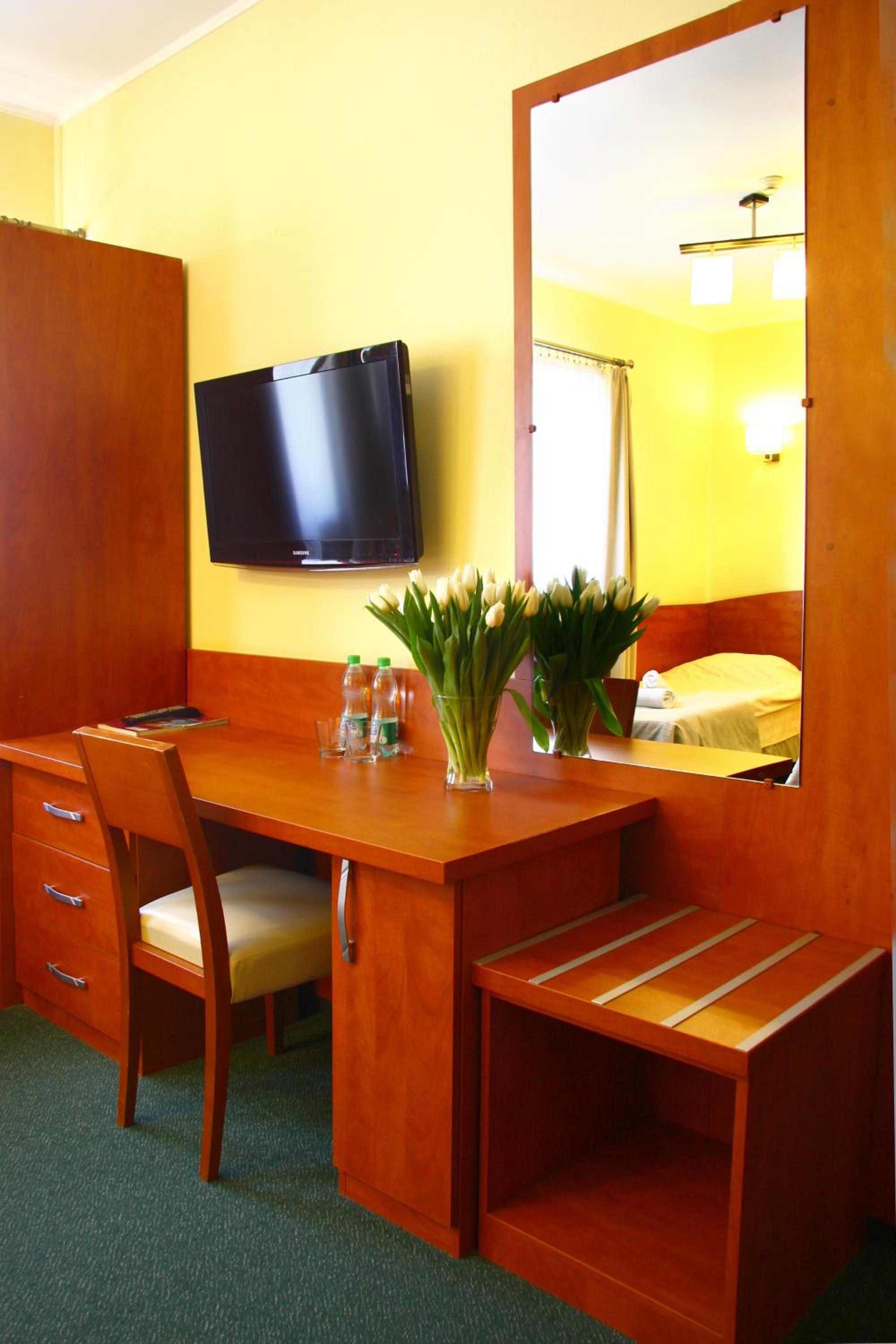 Basic Single Room photo 2