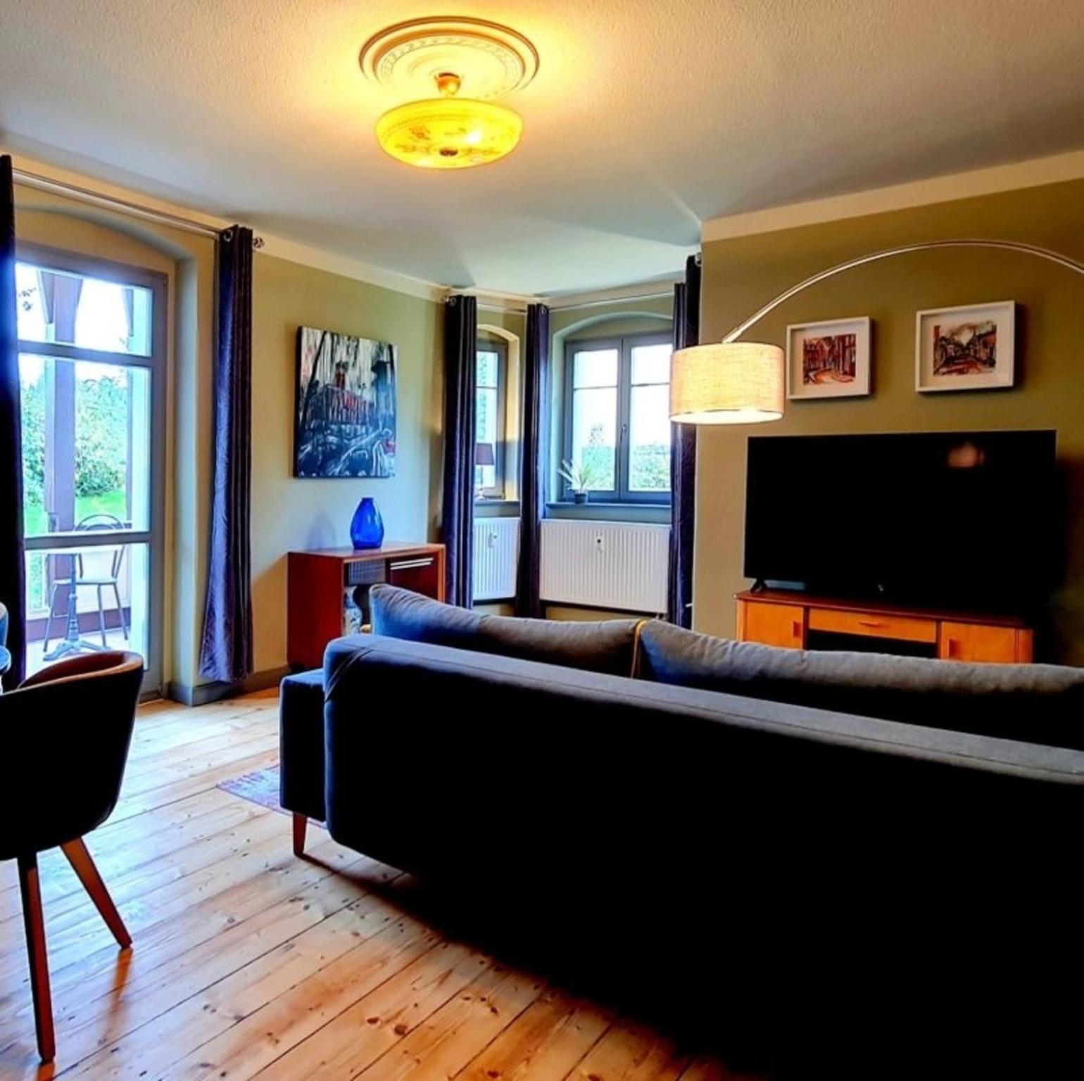 Apartment photo 1