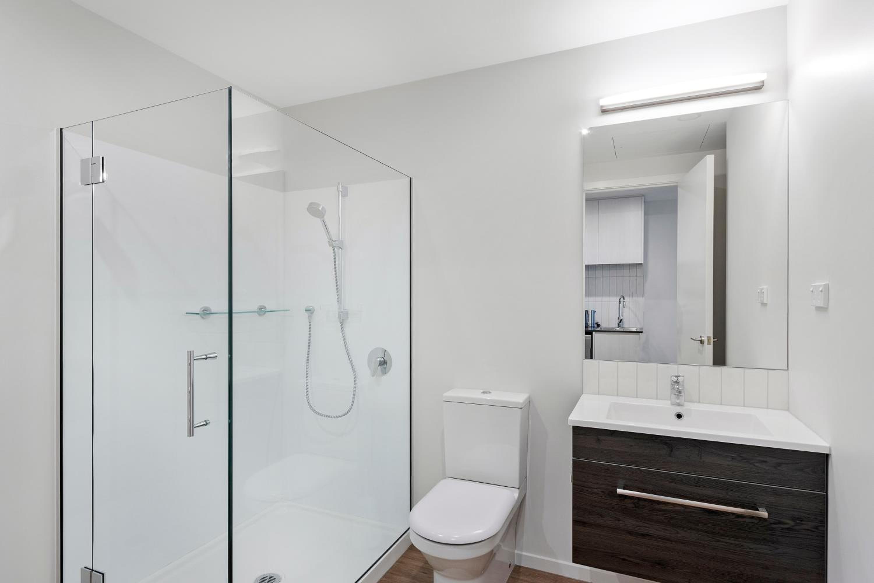One-Bedroom King Suite - Photo 8