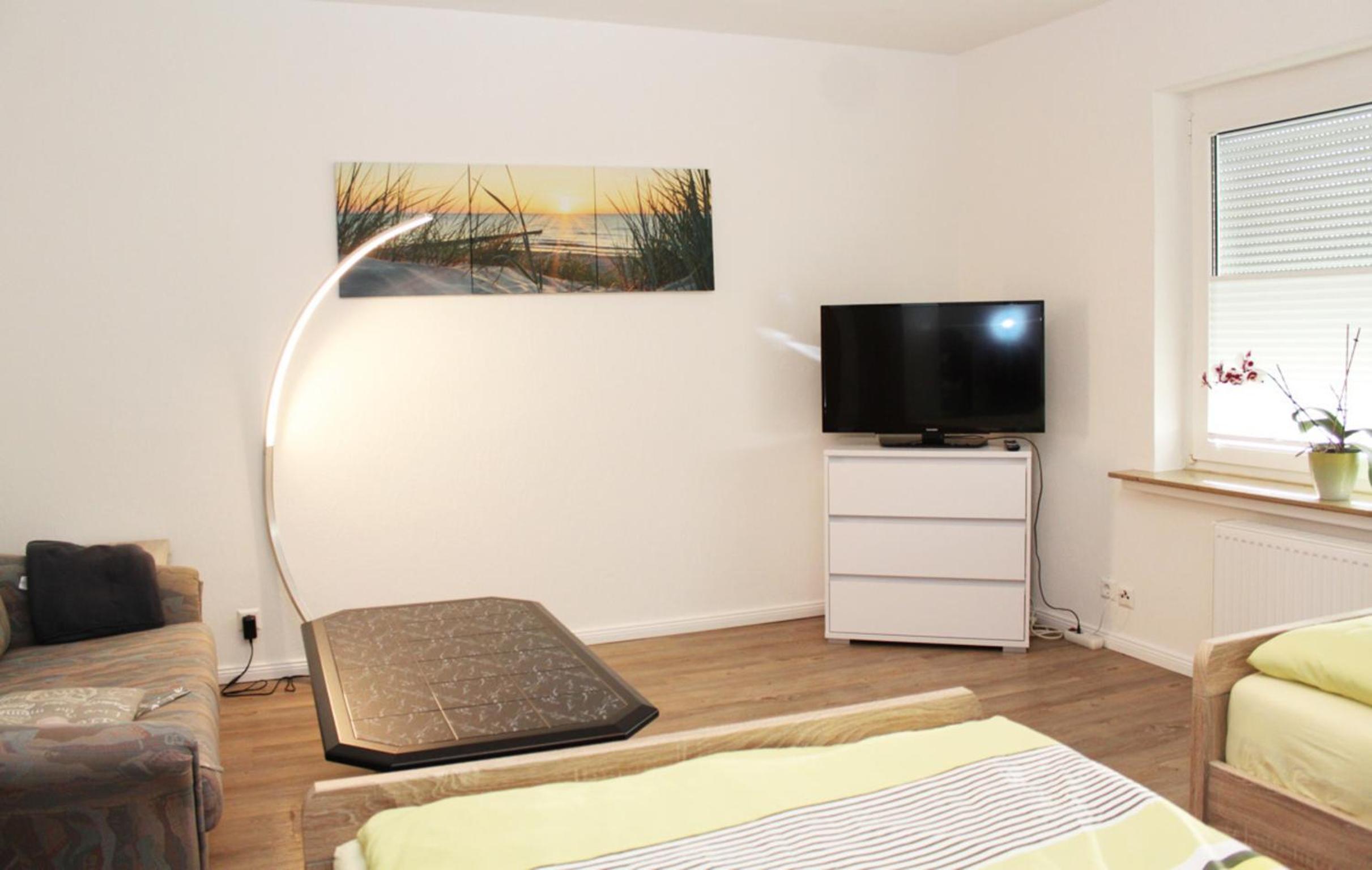 Apartment photo 2