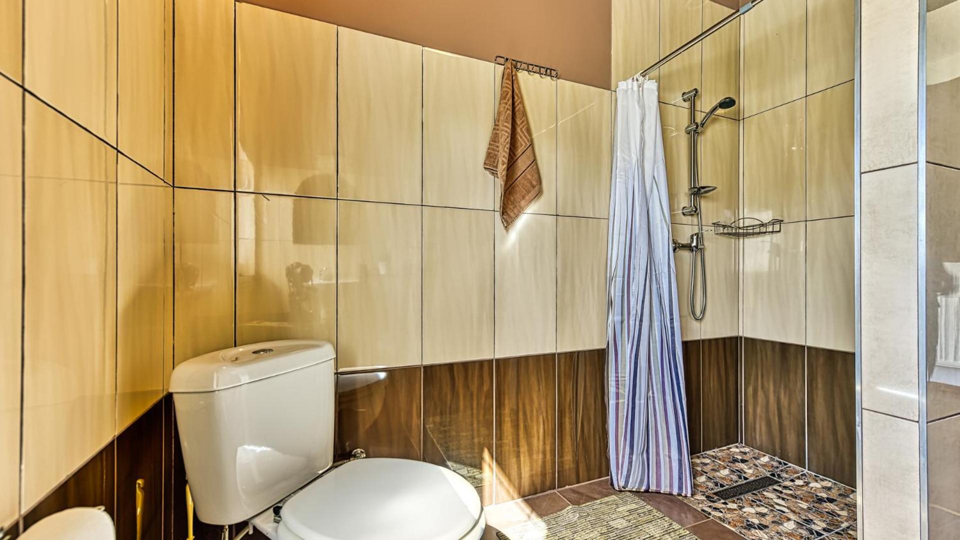 Family Studio - Photo 2