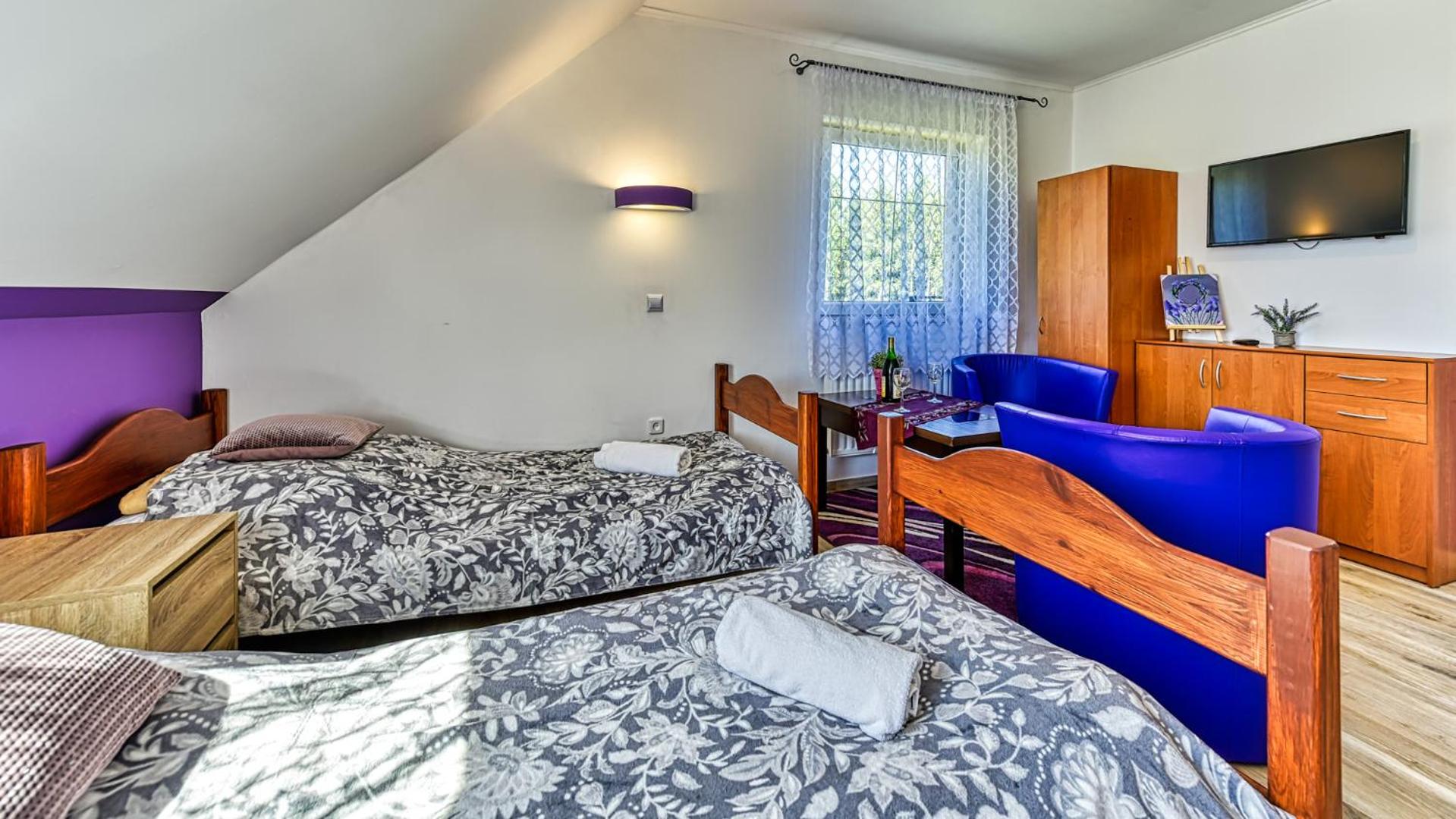 Suite with Balcony - Photo 2