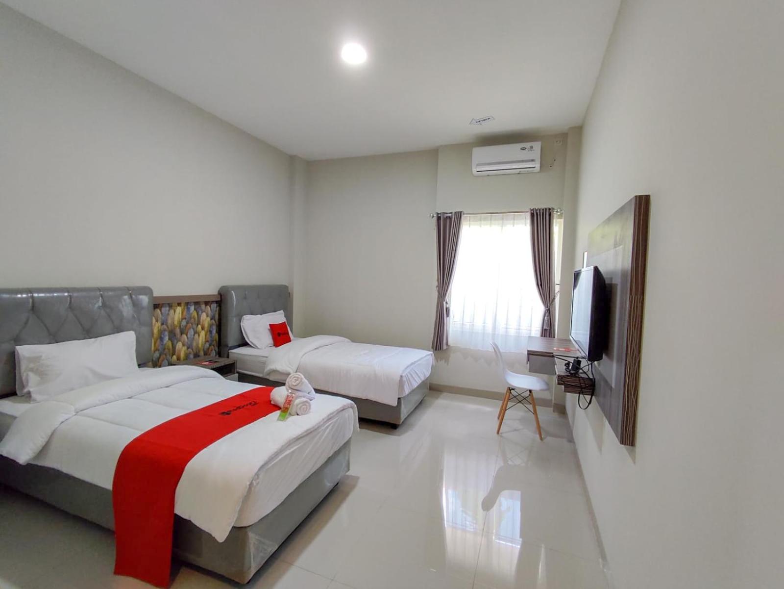 Twin Room - Photo 1
