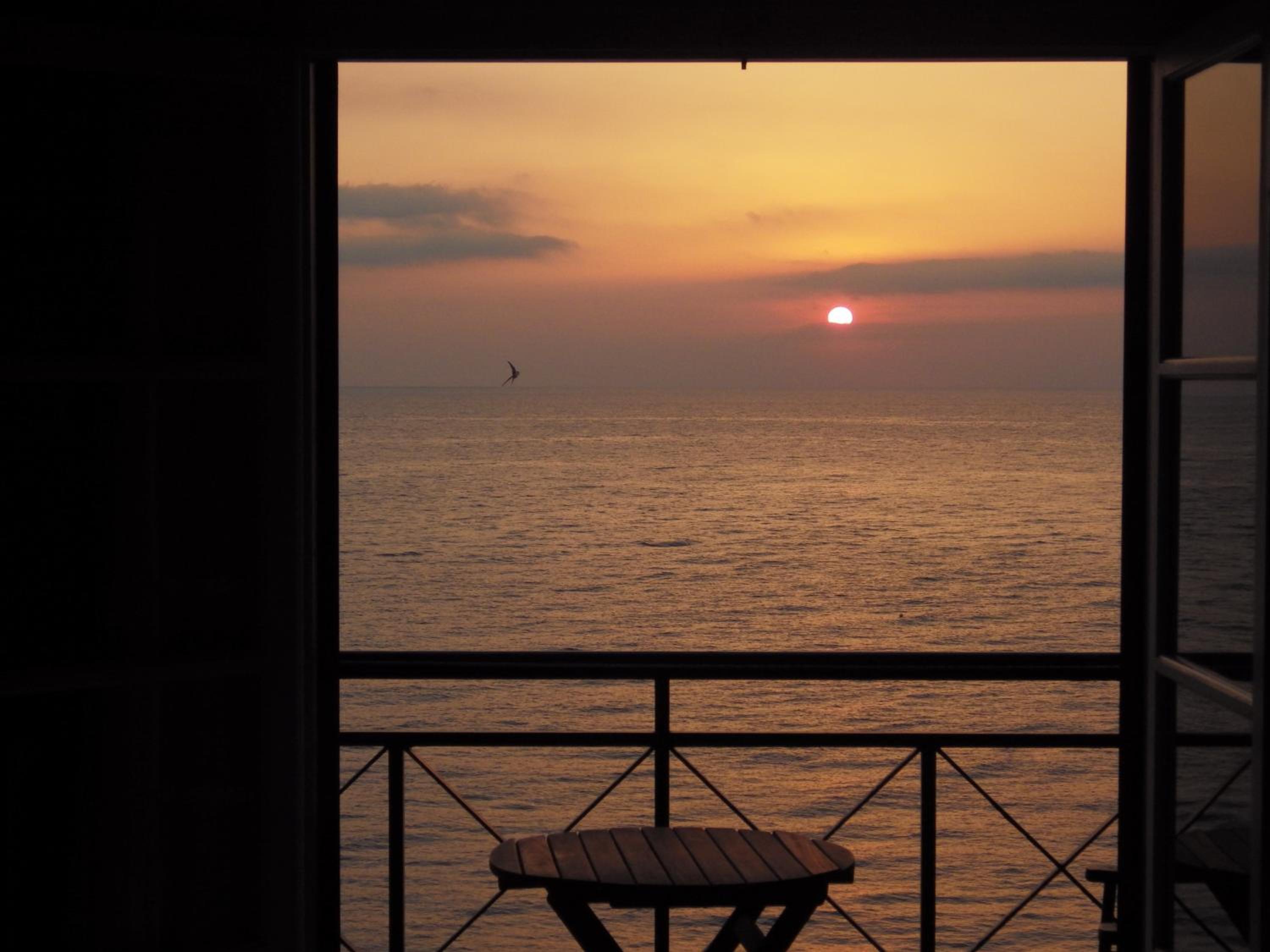 Double or Twin Room with Sea View photo 2