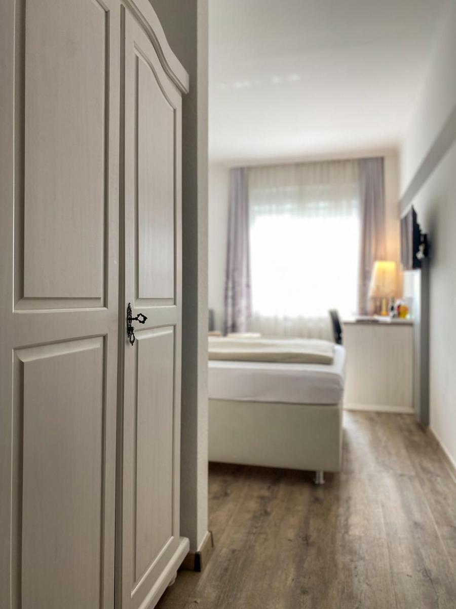 Single Room photo 2