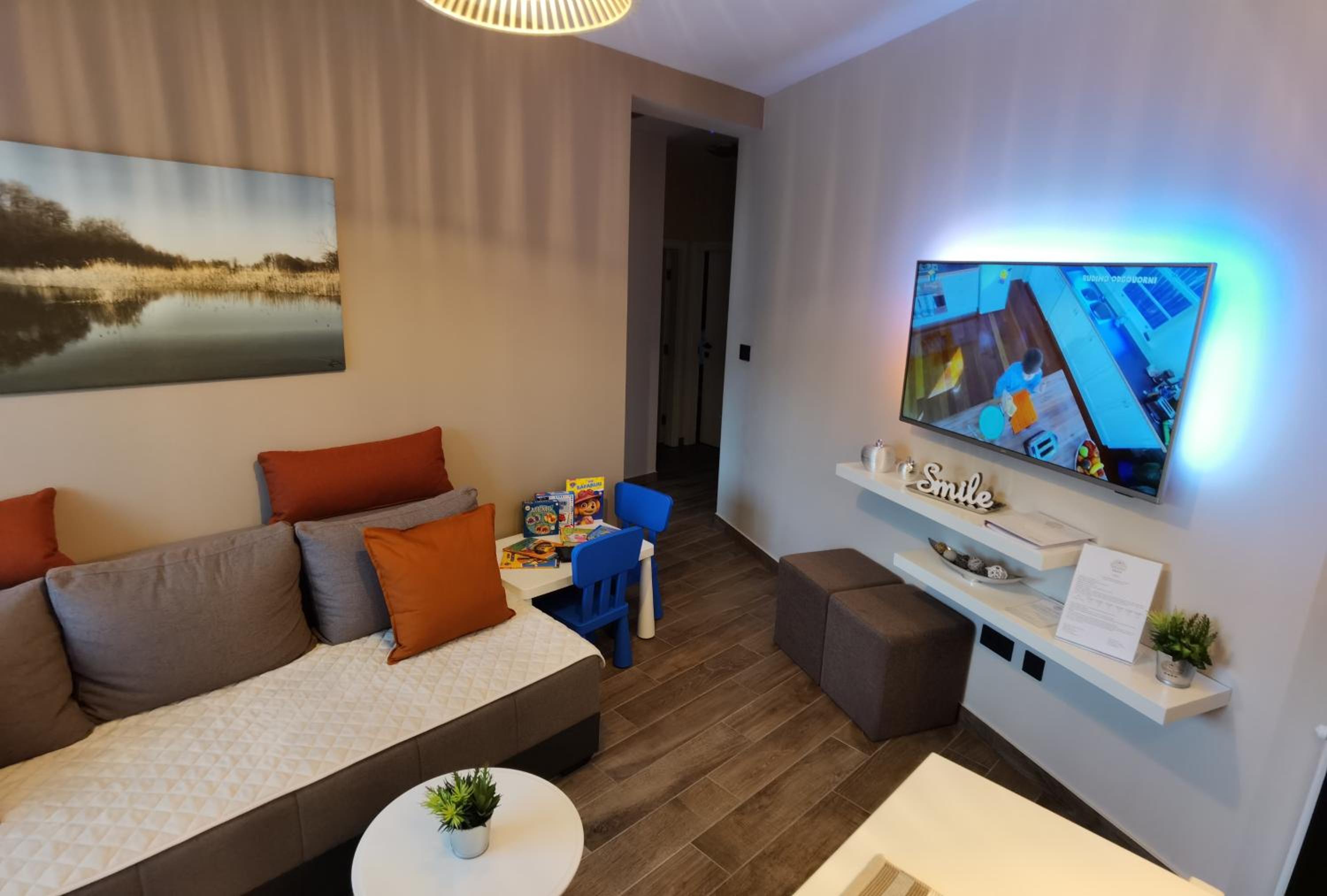  Deluxe Two-Bedroom Apartment with Terrace - Photo 17