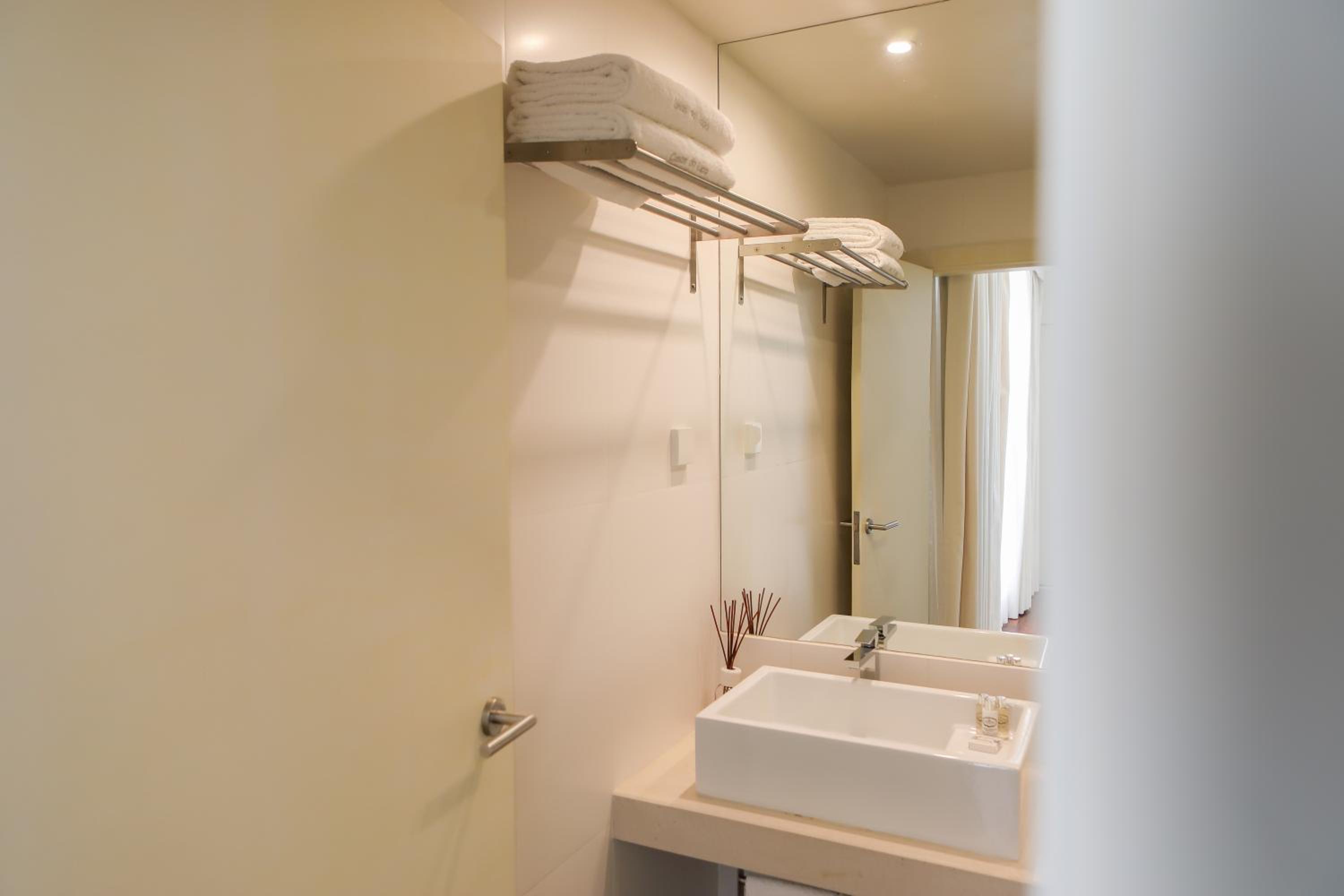 Two-Bedroom Apartment - Photo 4
