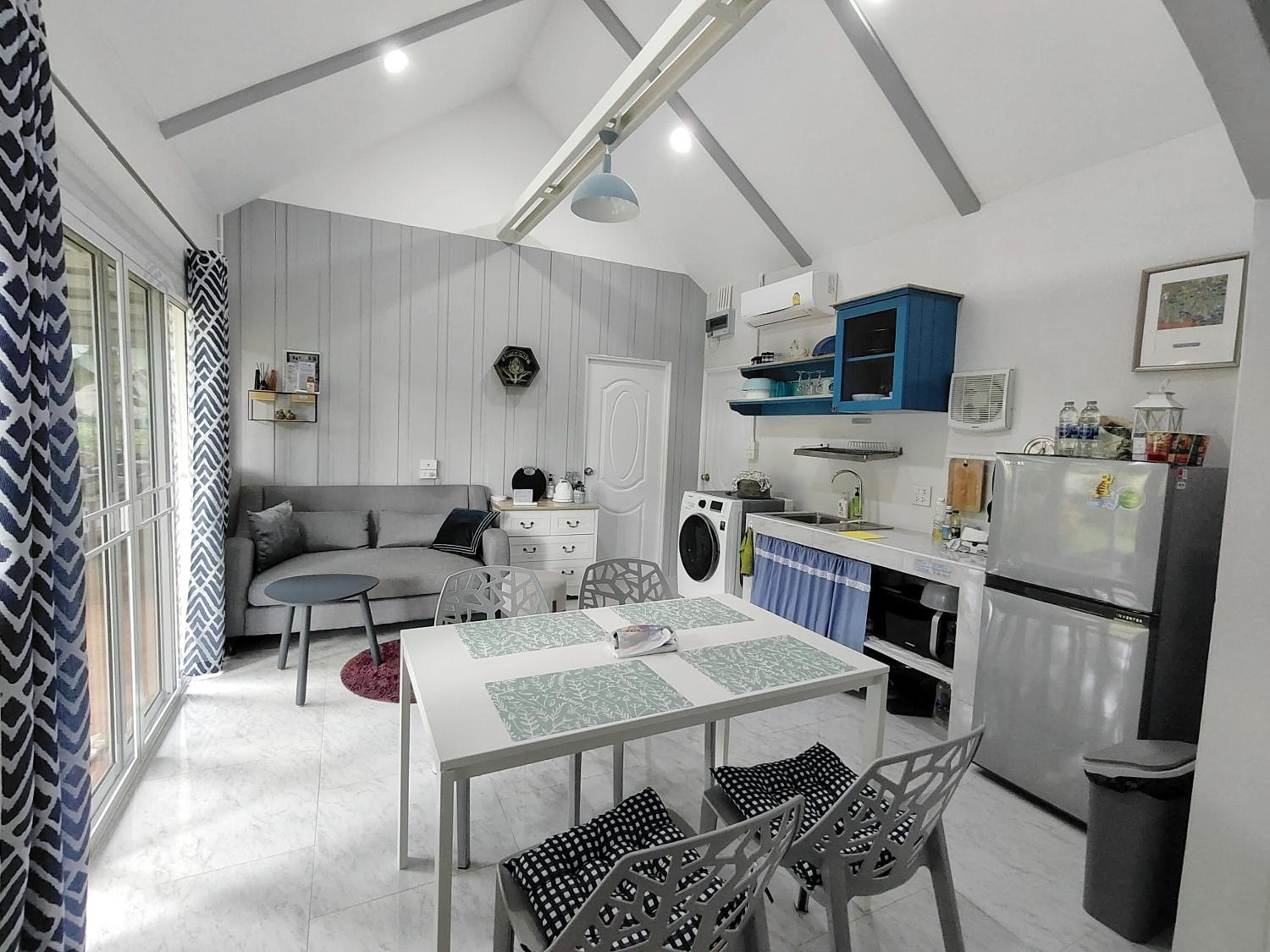 Two-Bedroom House - Photo 28