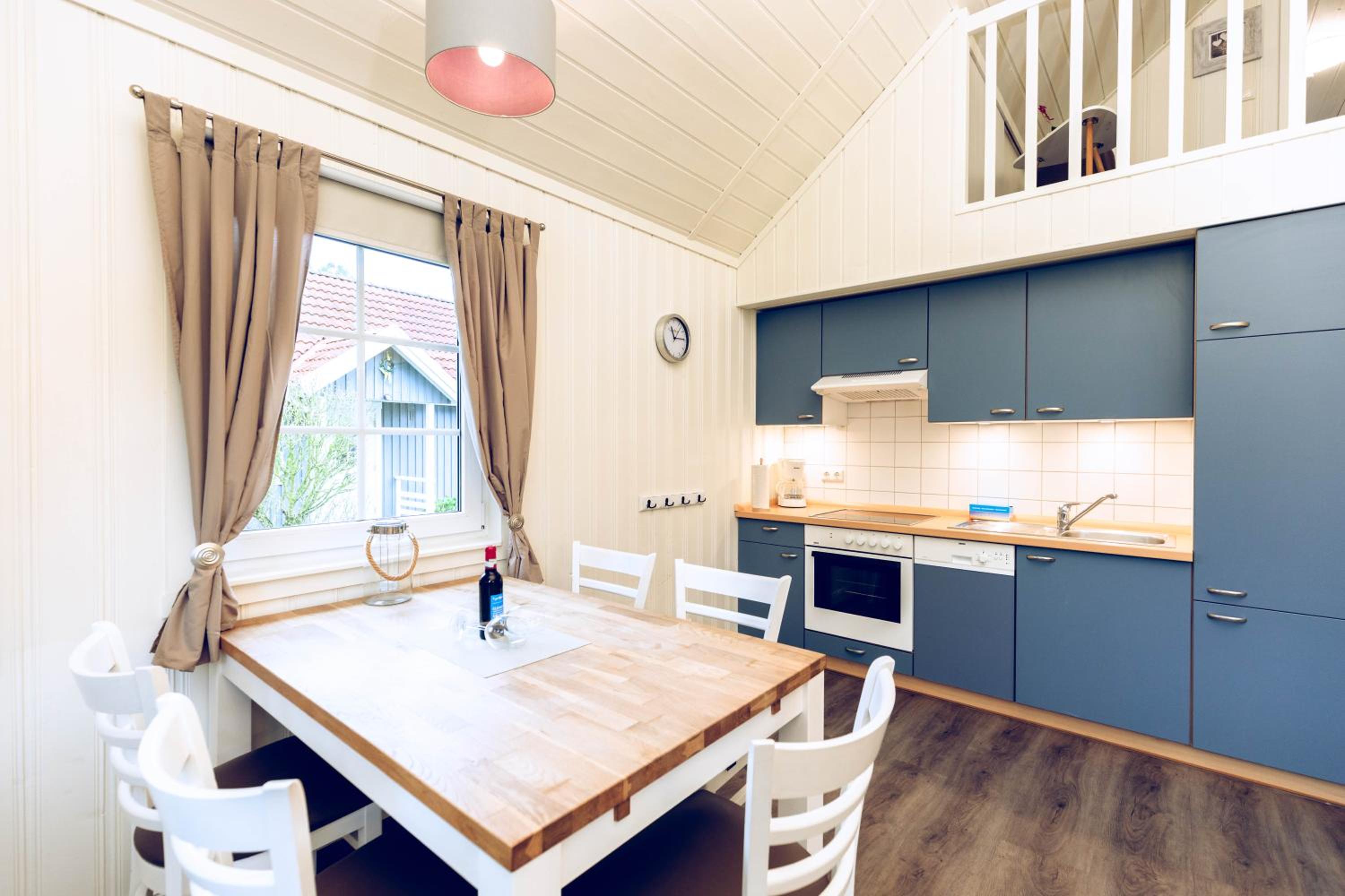 Three-Bedroom House photo 2