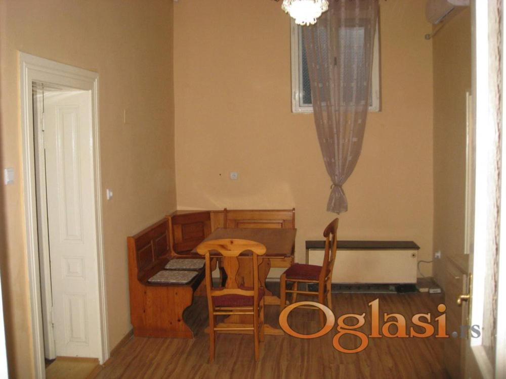 Two-Bedroom House photo 3