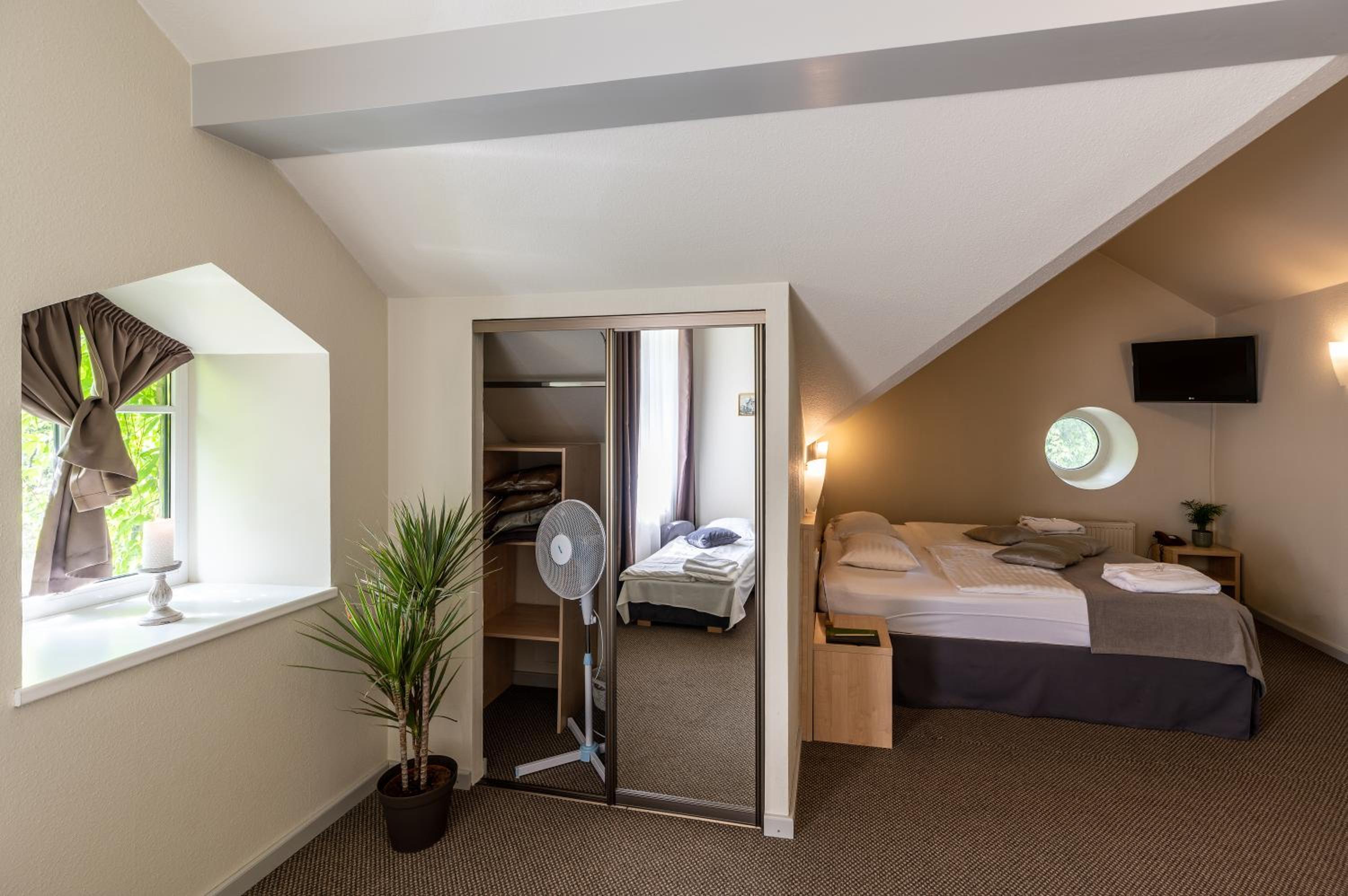 Deluxe Double Room - Photo 3