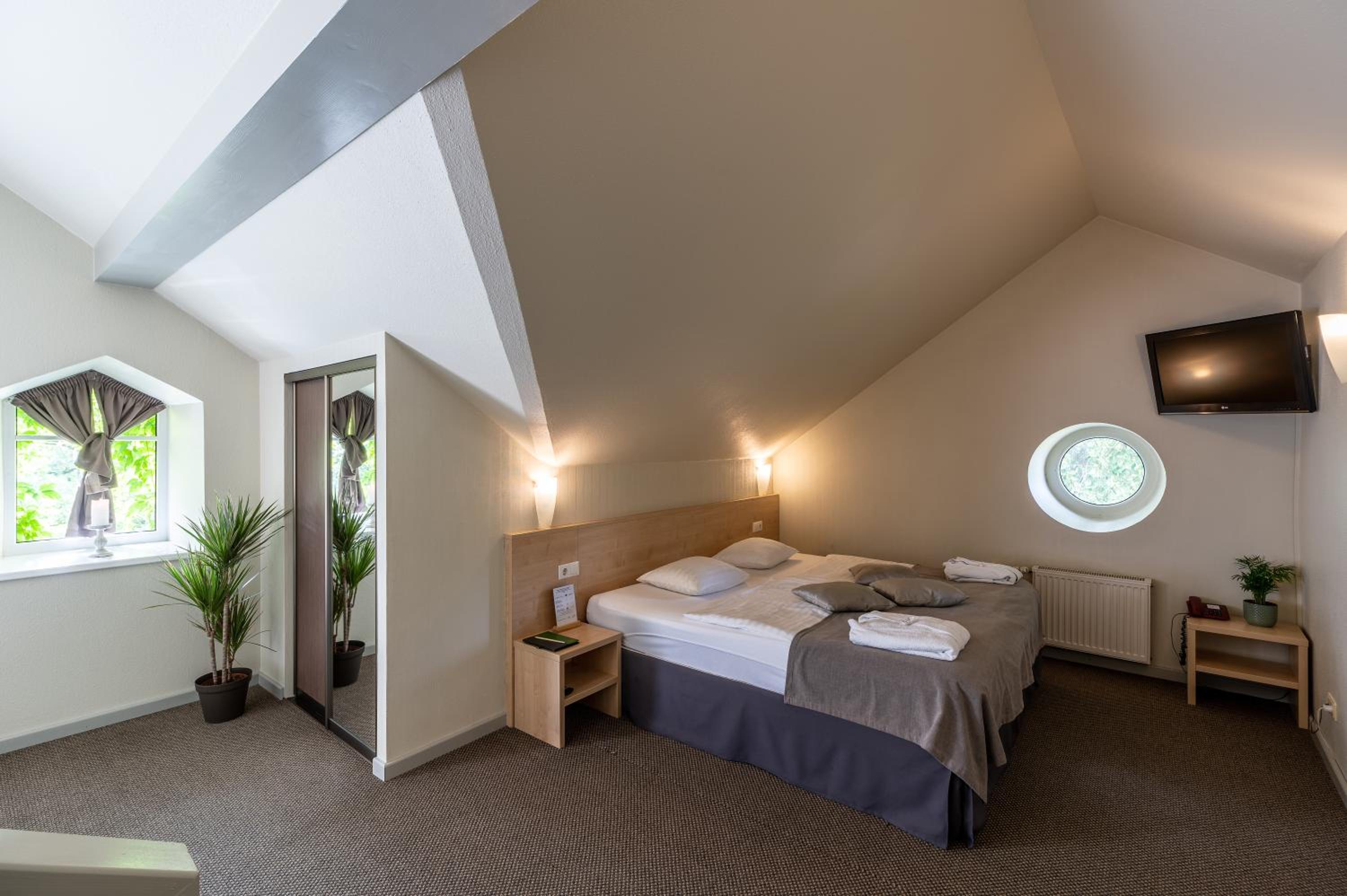 Deluxe Double Room - Photo 2