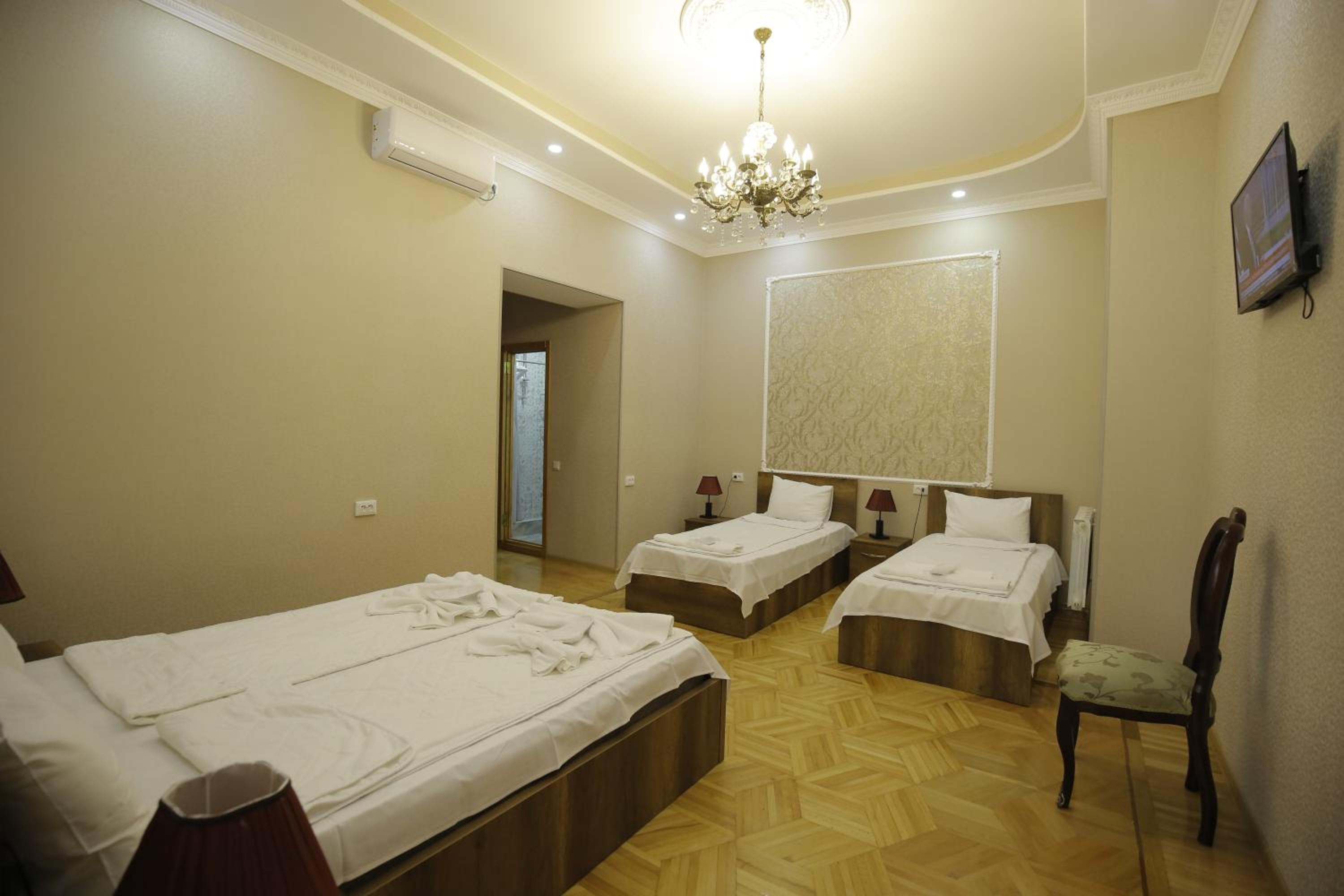 Double or Twin Room photo 1
