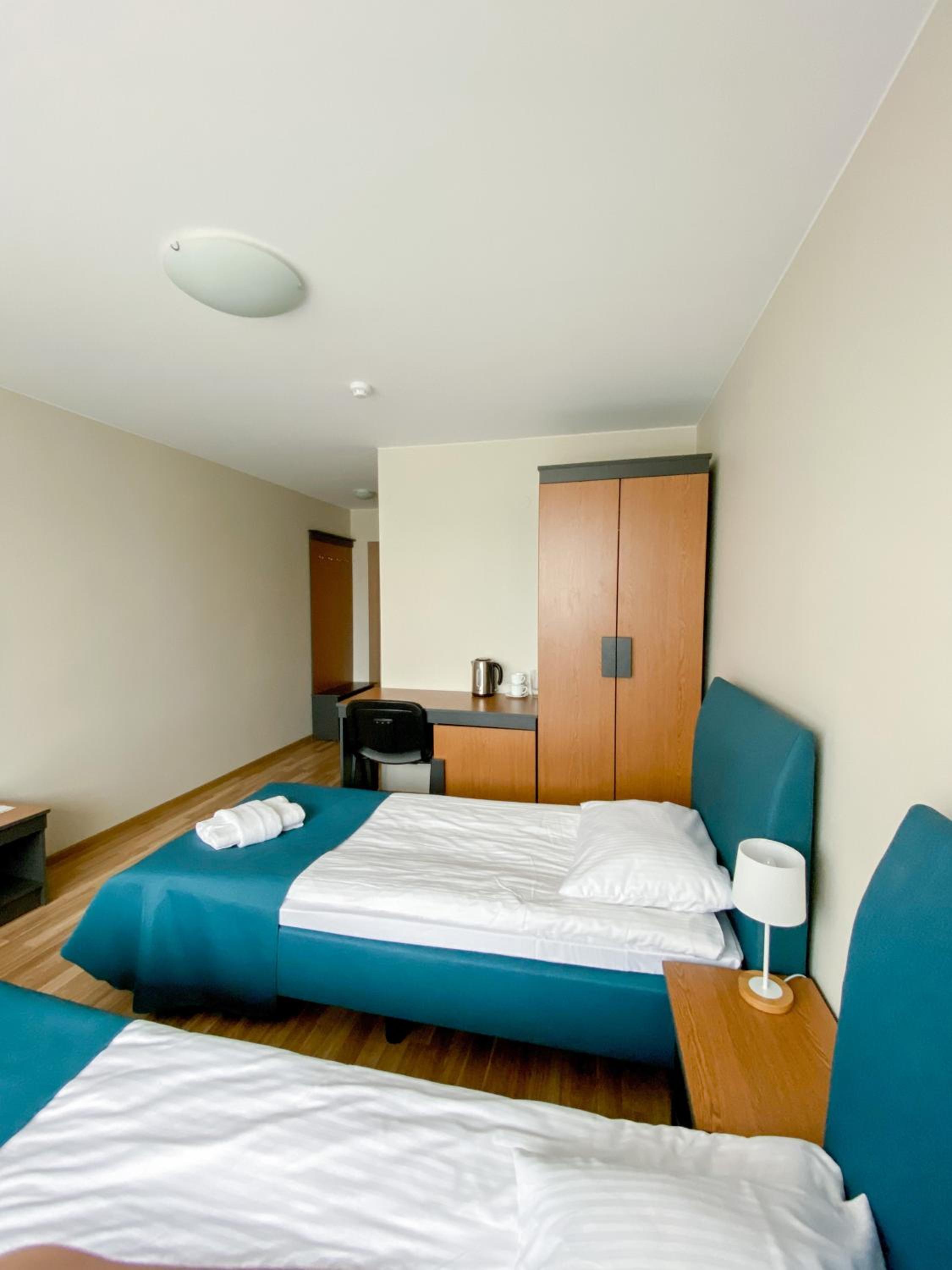 Twin Room - Photo 4