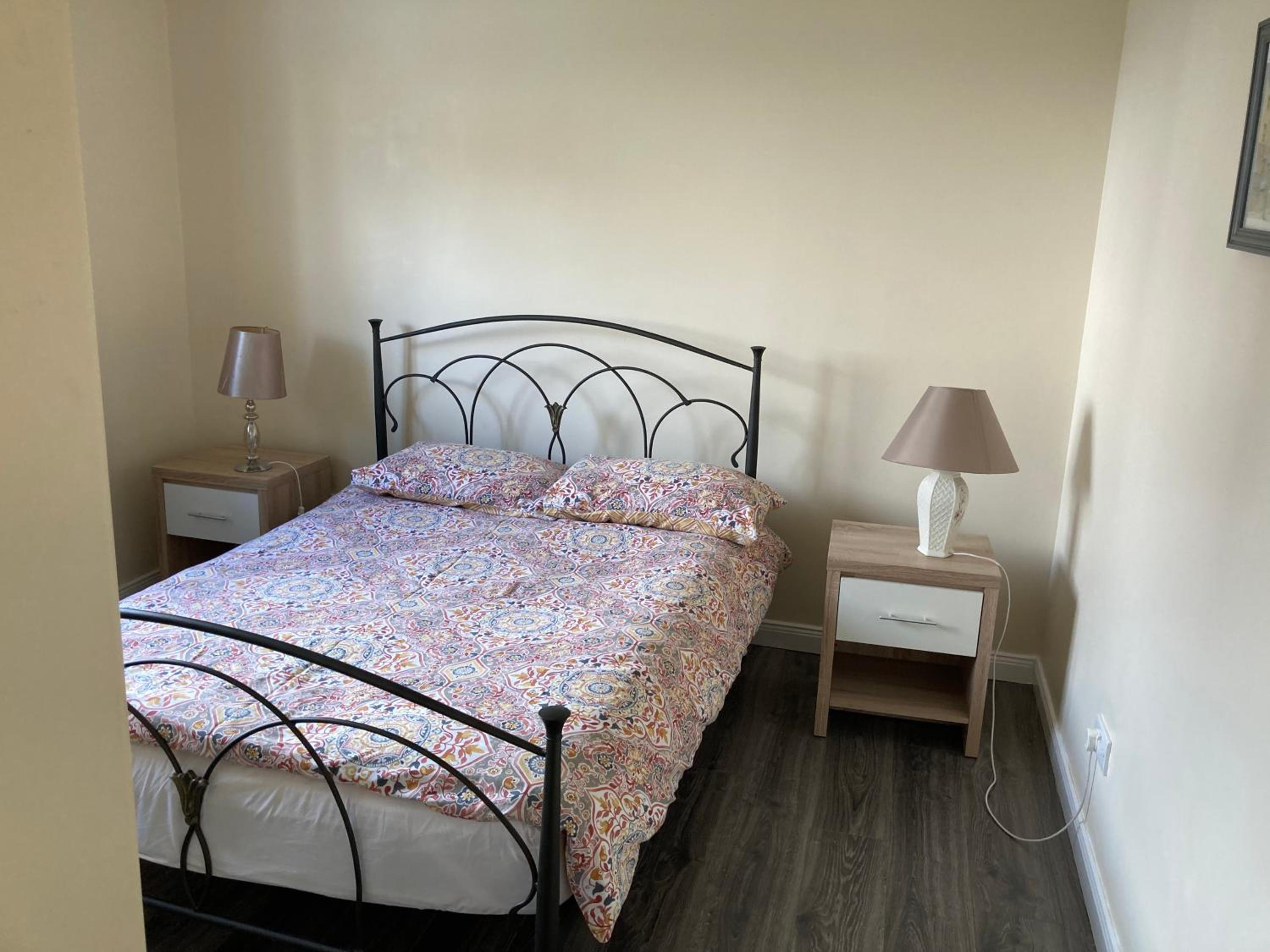 Three-Bedroom House - Photo 6