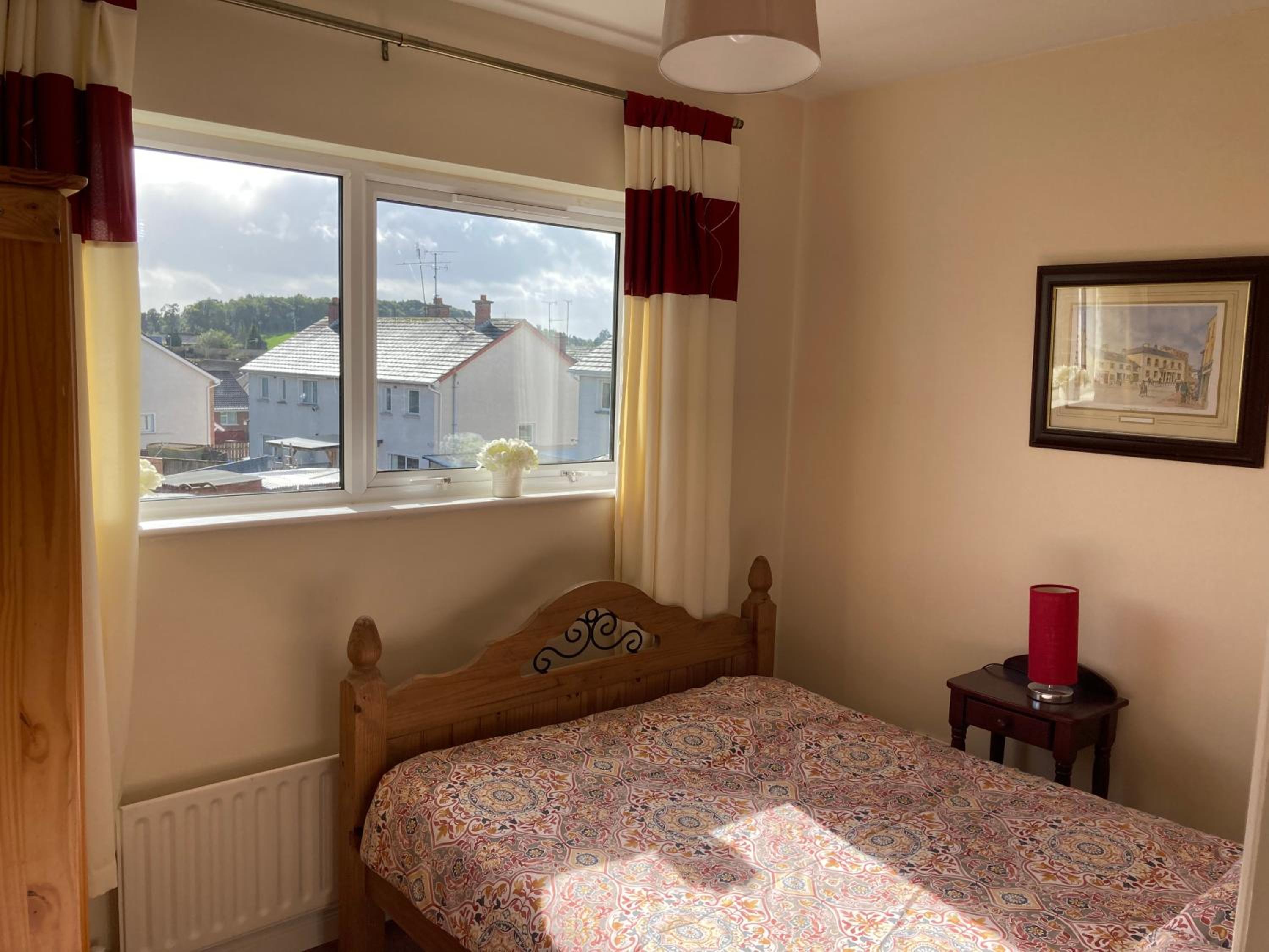 Three-Bedroom House - Photo 1
