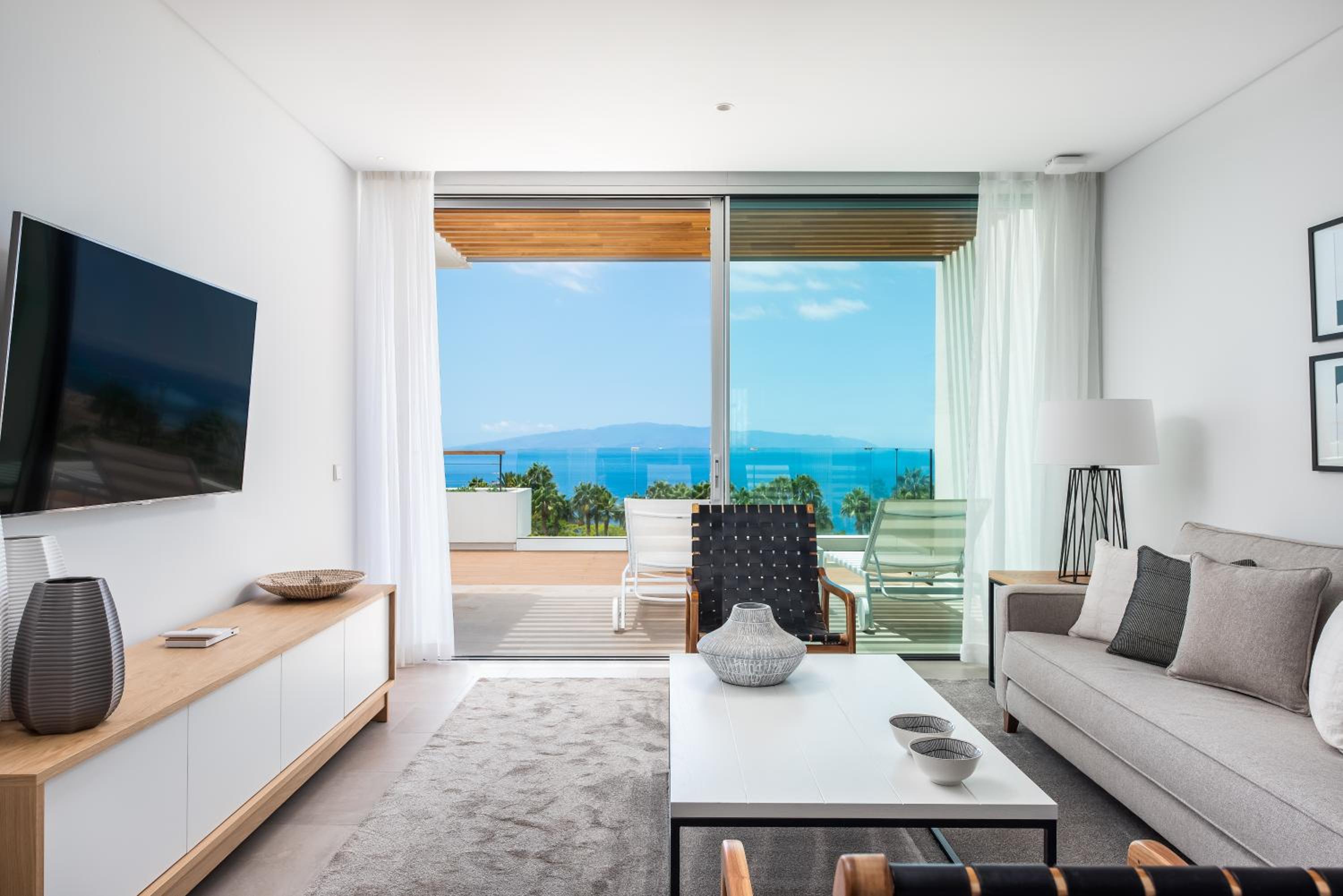Two-Bedroom Suite with Sea View - Photo 24