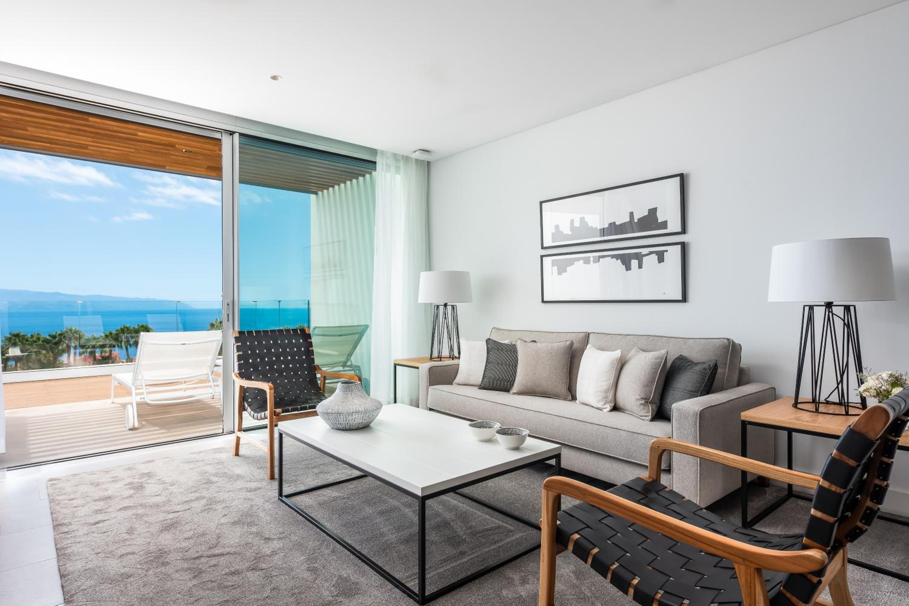 Two-Bedroom Suite with Sea View - Photo 23