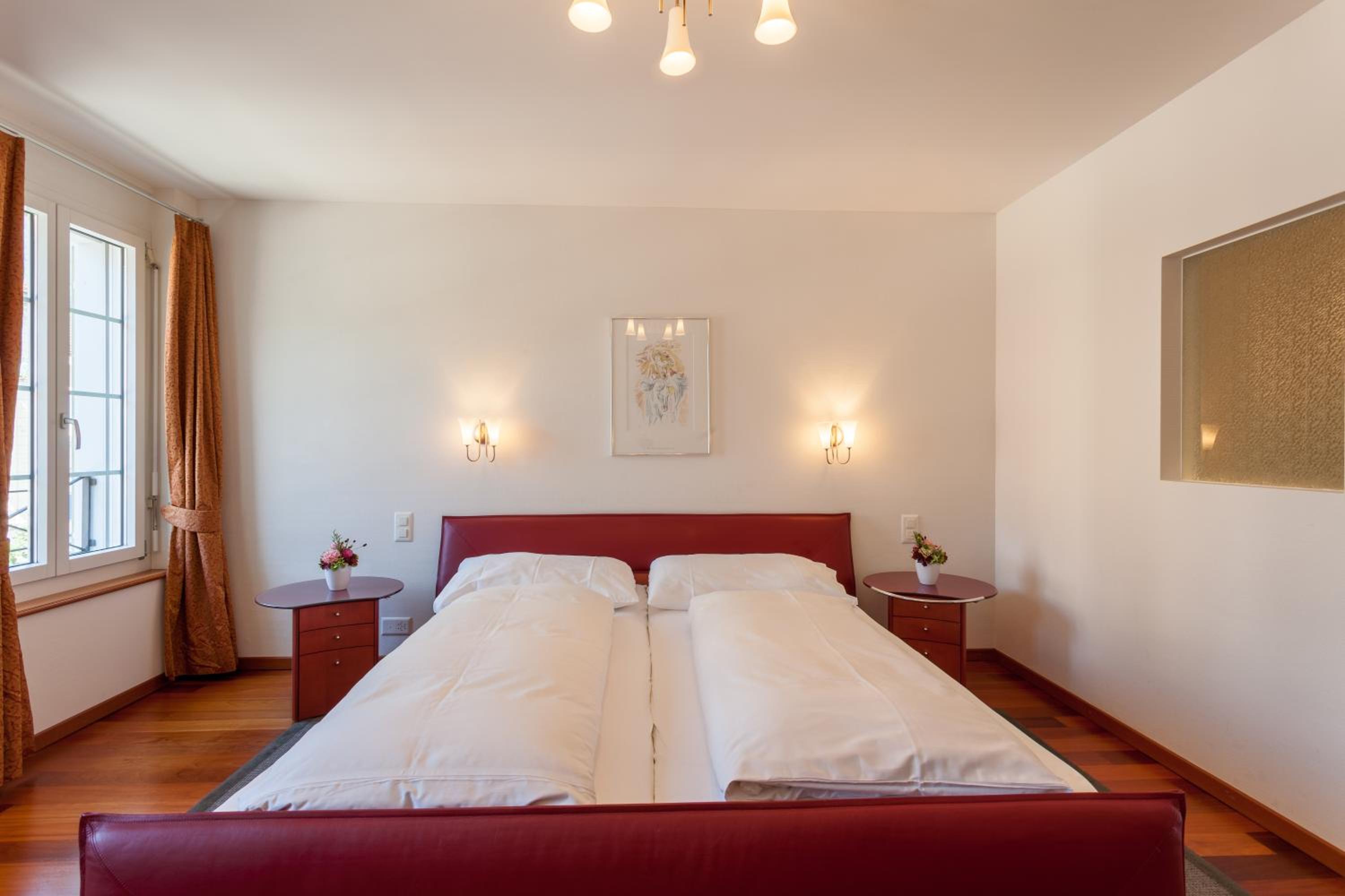 Junior Suite with Balcony - Photo 2