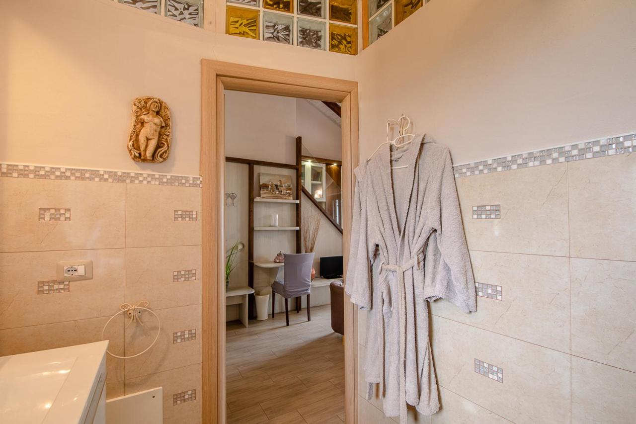 Suite - Photo 3