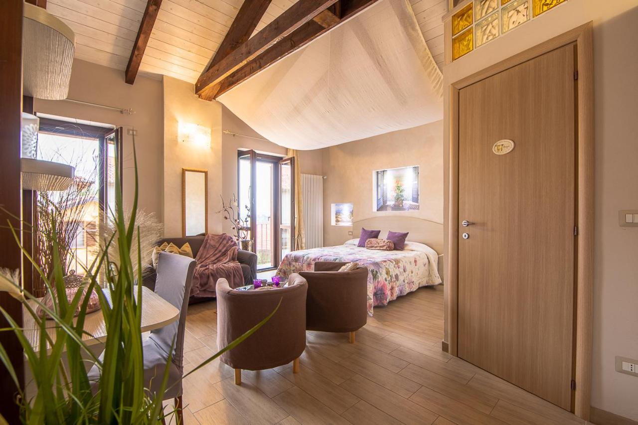 Suite - Photo 2