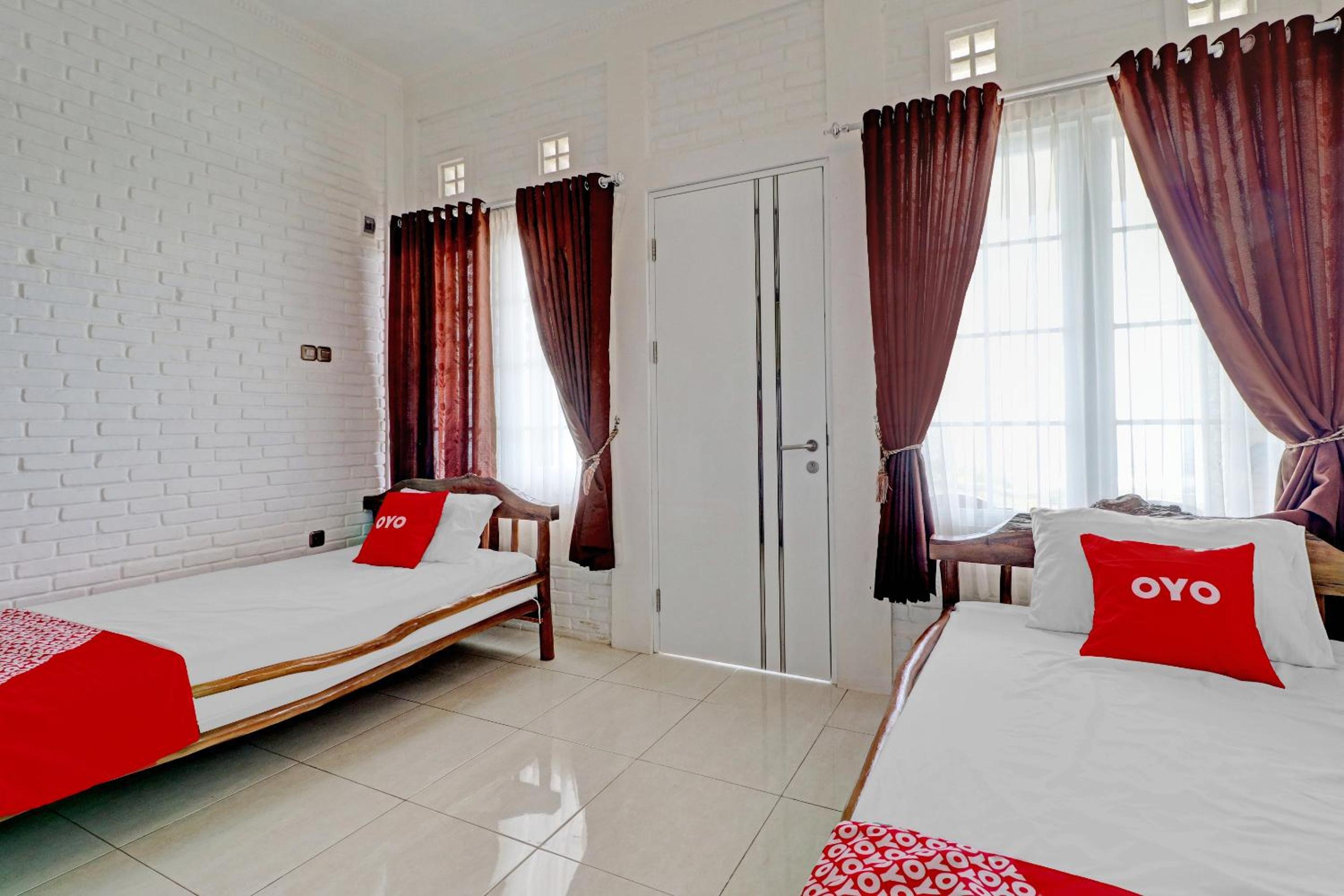 Delxue Twin Room
