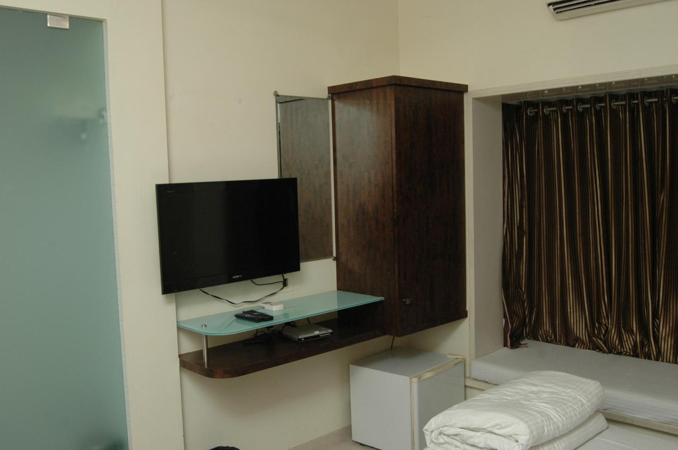 Deluxe Single Room