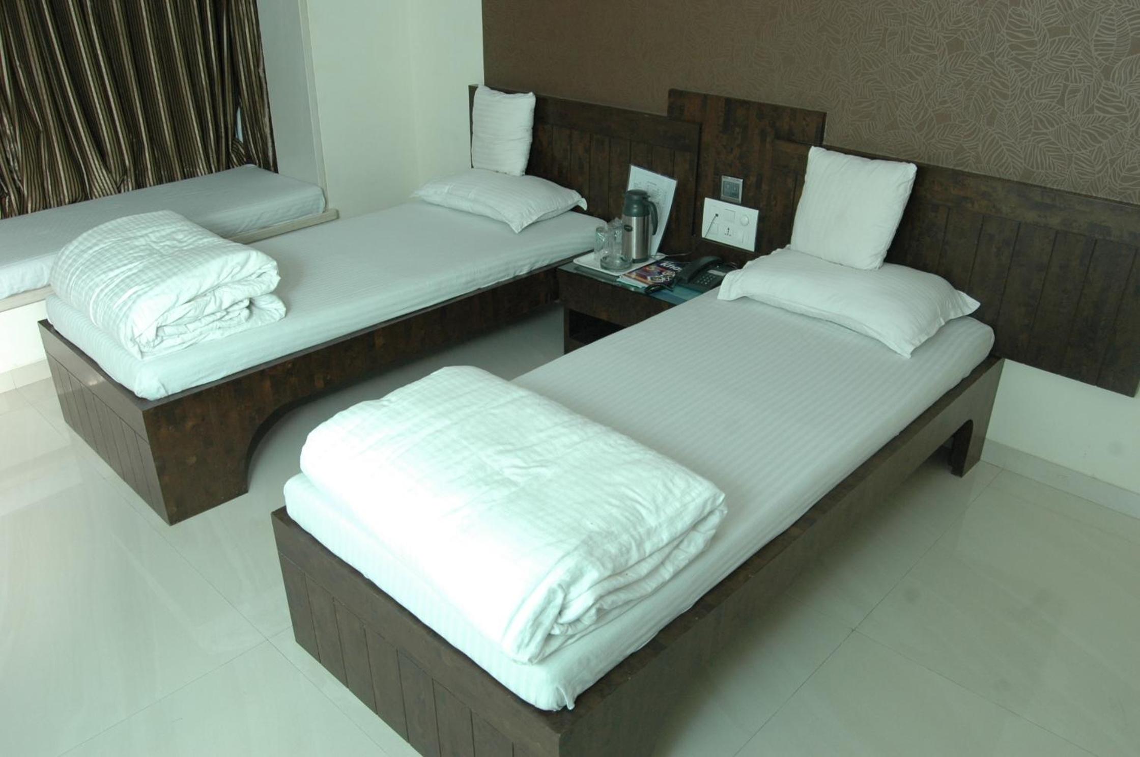 Executive Triple Room