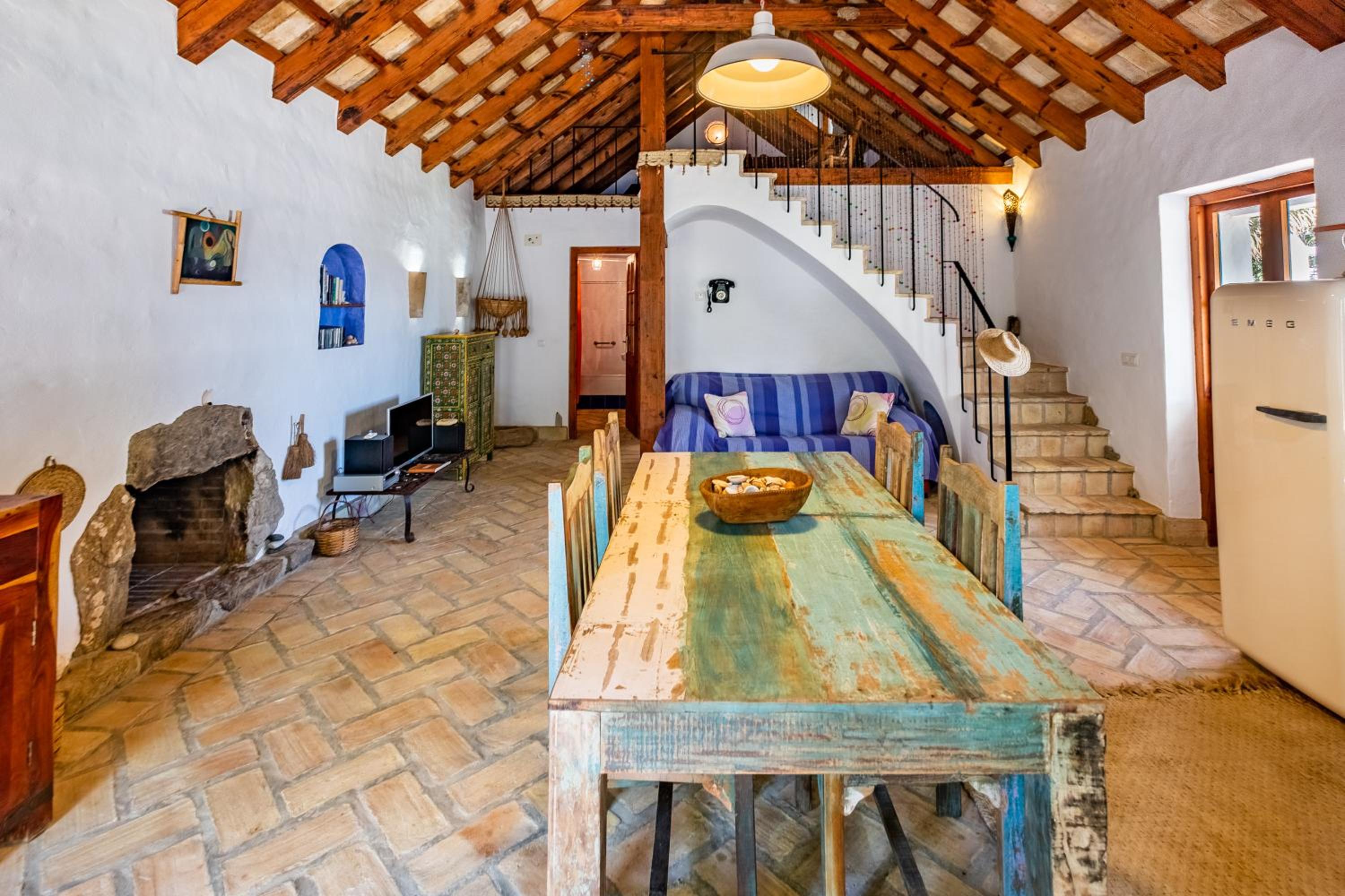 Two-Bedroom House - Photo 41