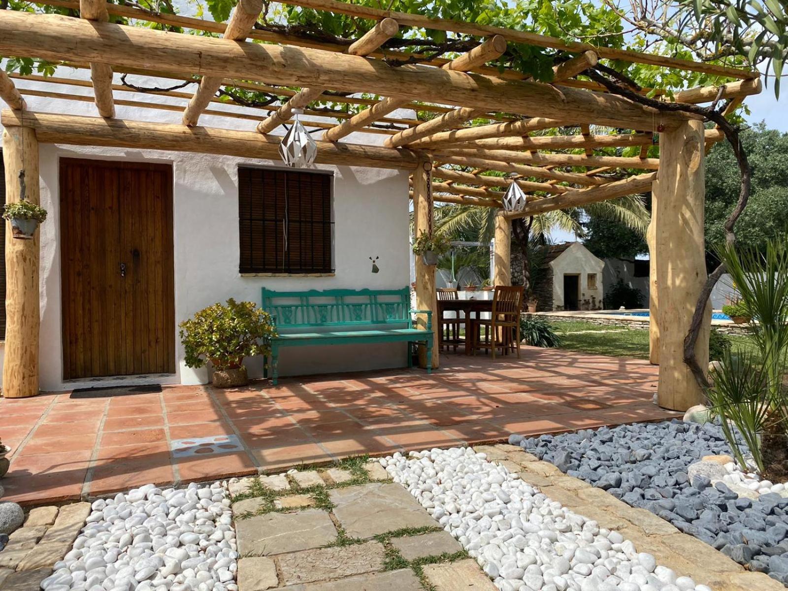 Two-Bedroom House - Photo 16