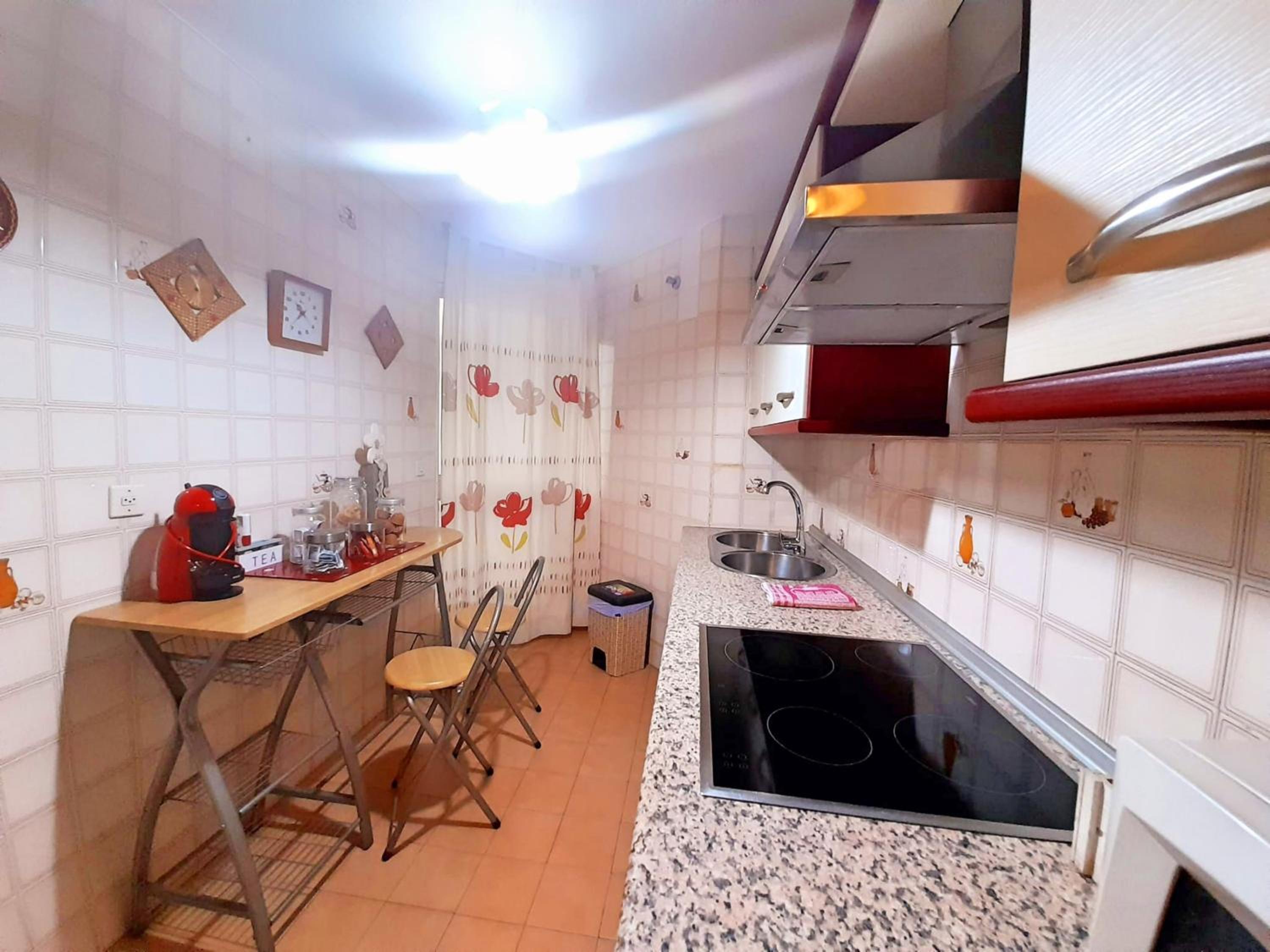 Three-Bedroom Apartment - Photo 27