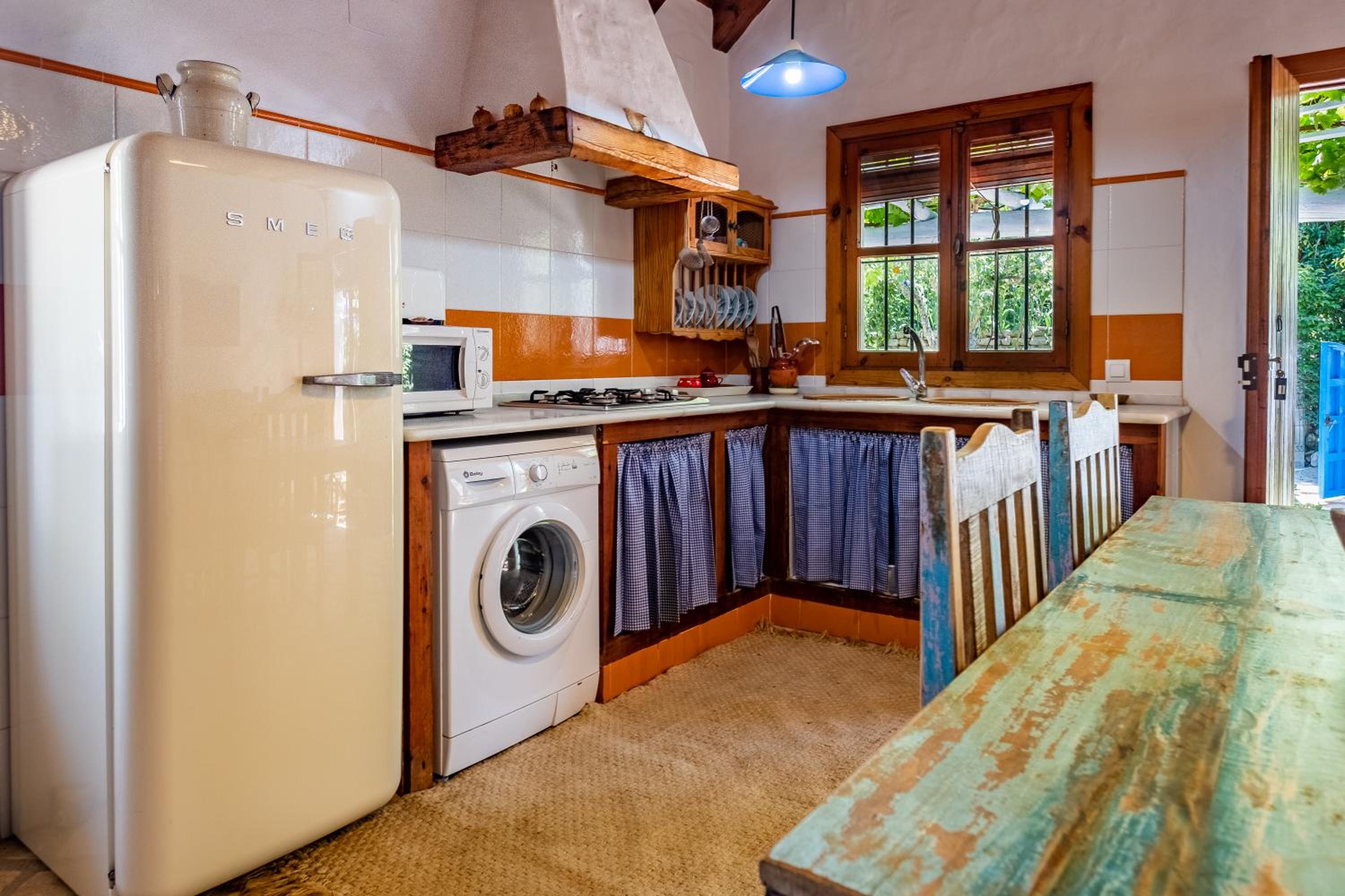 Two-Bedroom House - Photo 42